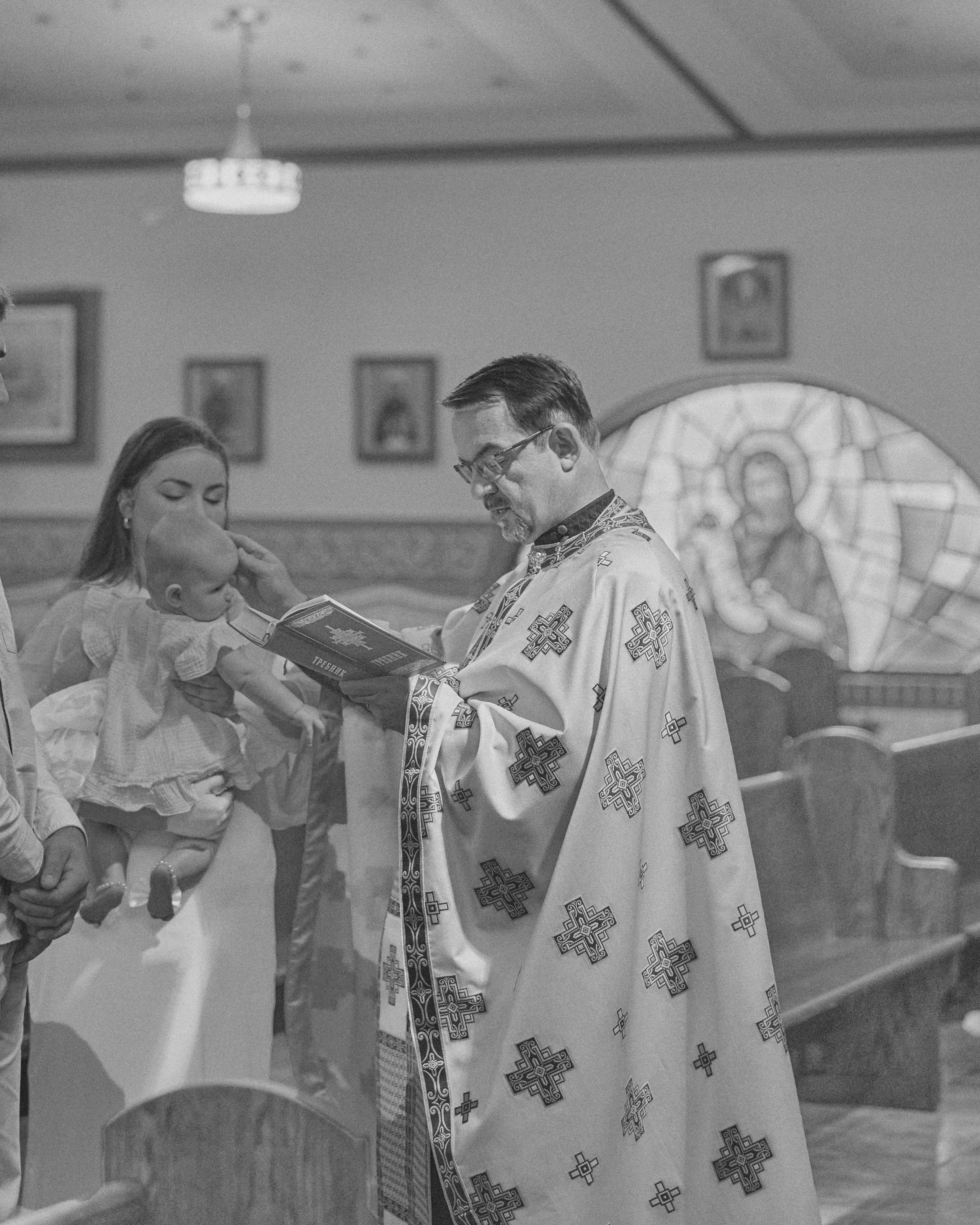 Catholic Baptism Photography. Kovyphoto