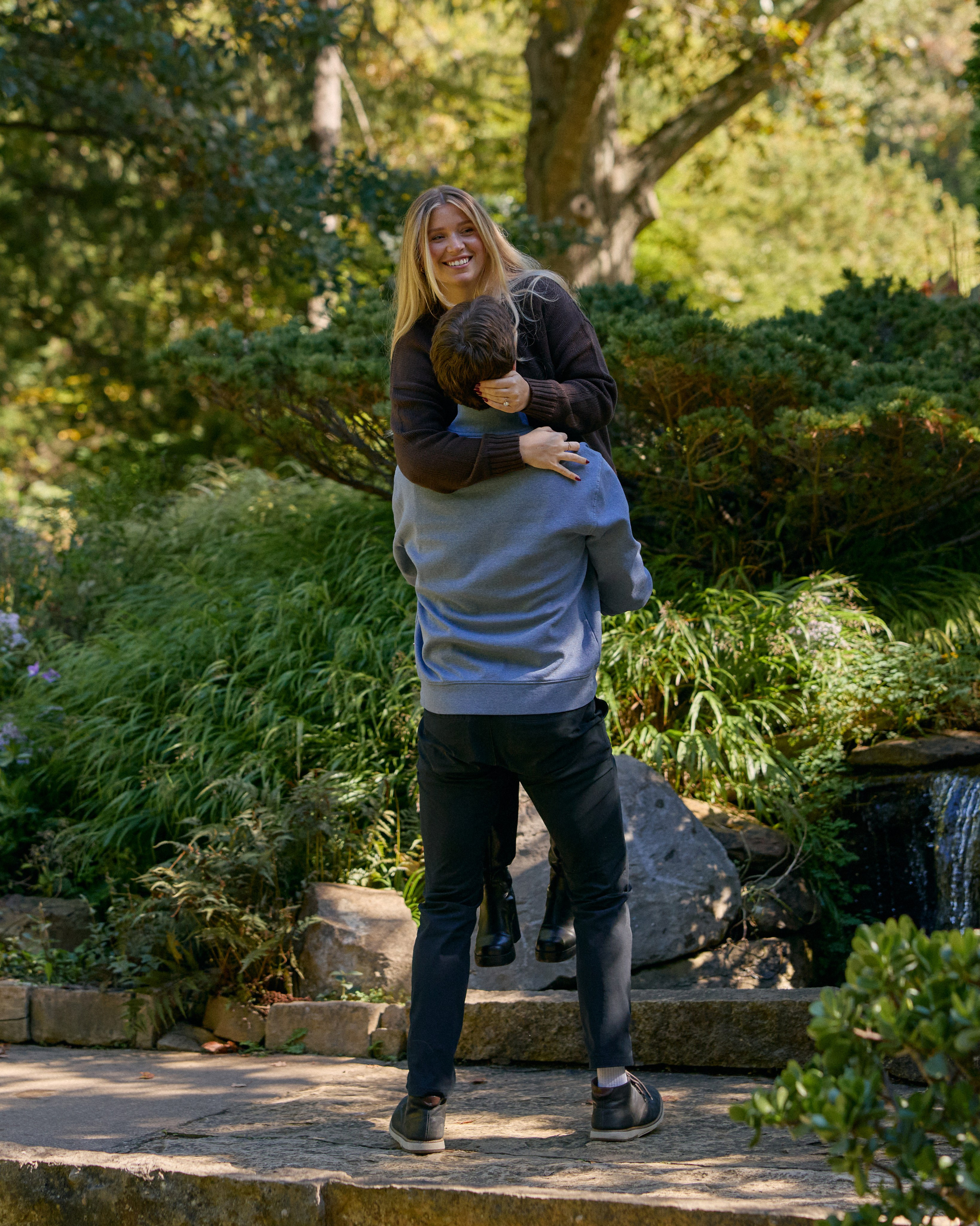 Inniswood Waterfall Proposal | Columbus Ohio Photographer