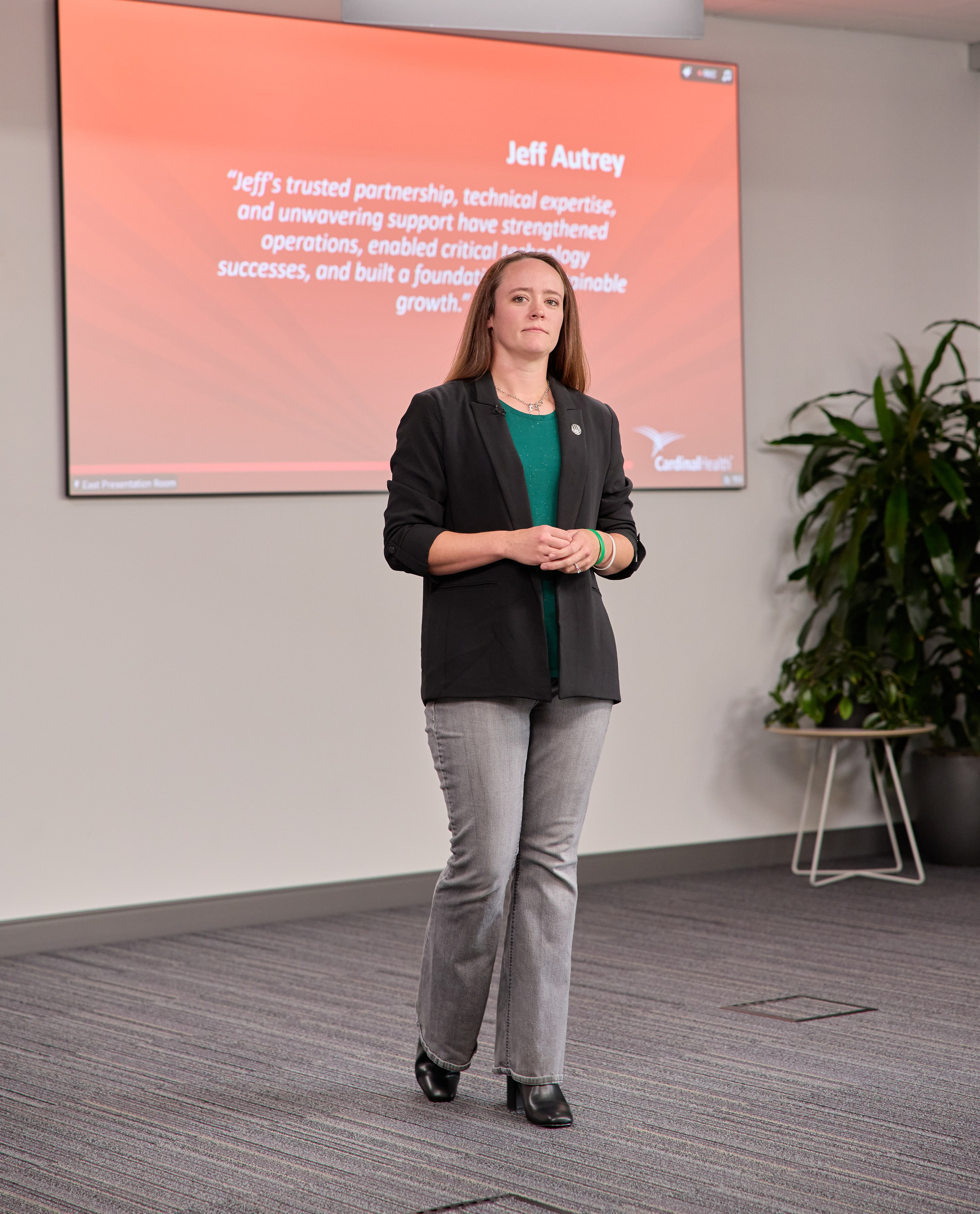 Cardinal Health Event. Columbus Proposal & Wedding Photographer | Kovyphoto