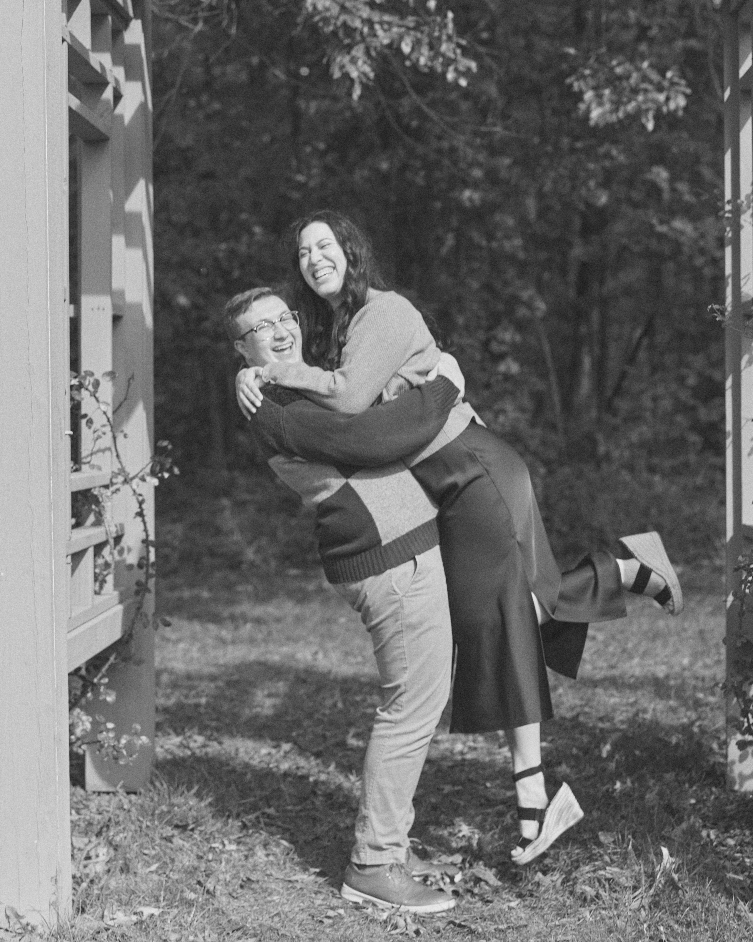Inniswood Metro Gardens Gazebo Proposal | Westerville Ohio Photographer