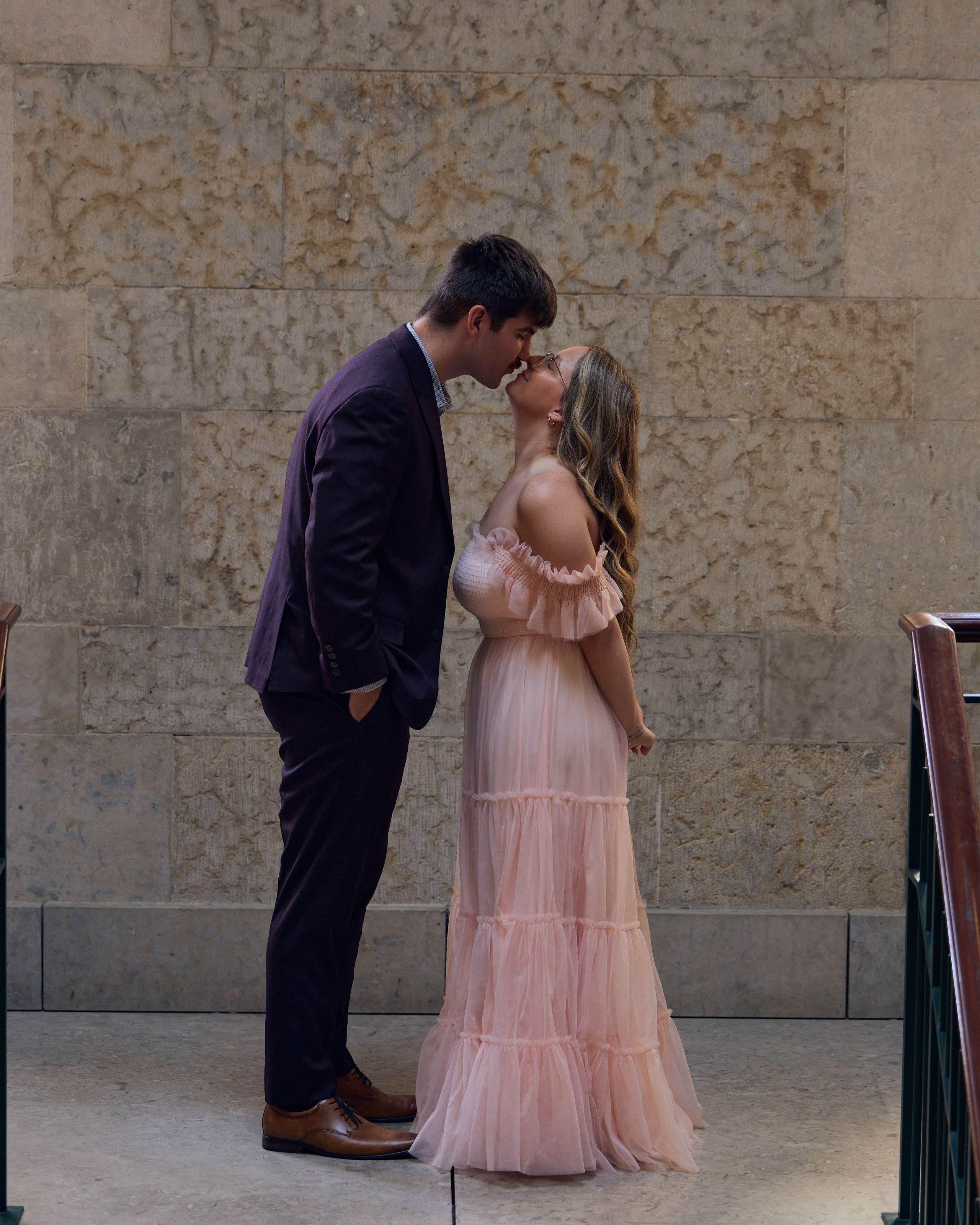 Ohio Statehouse Engagement Photos | Columbus Ohio Photographer