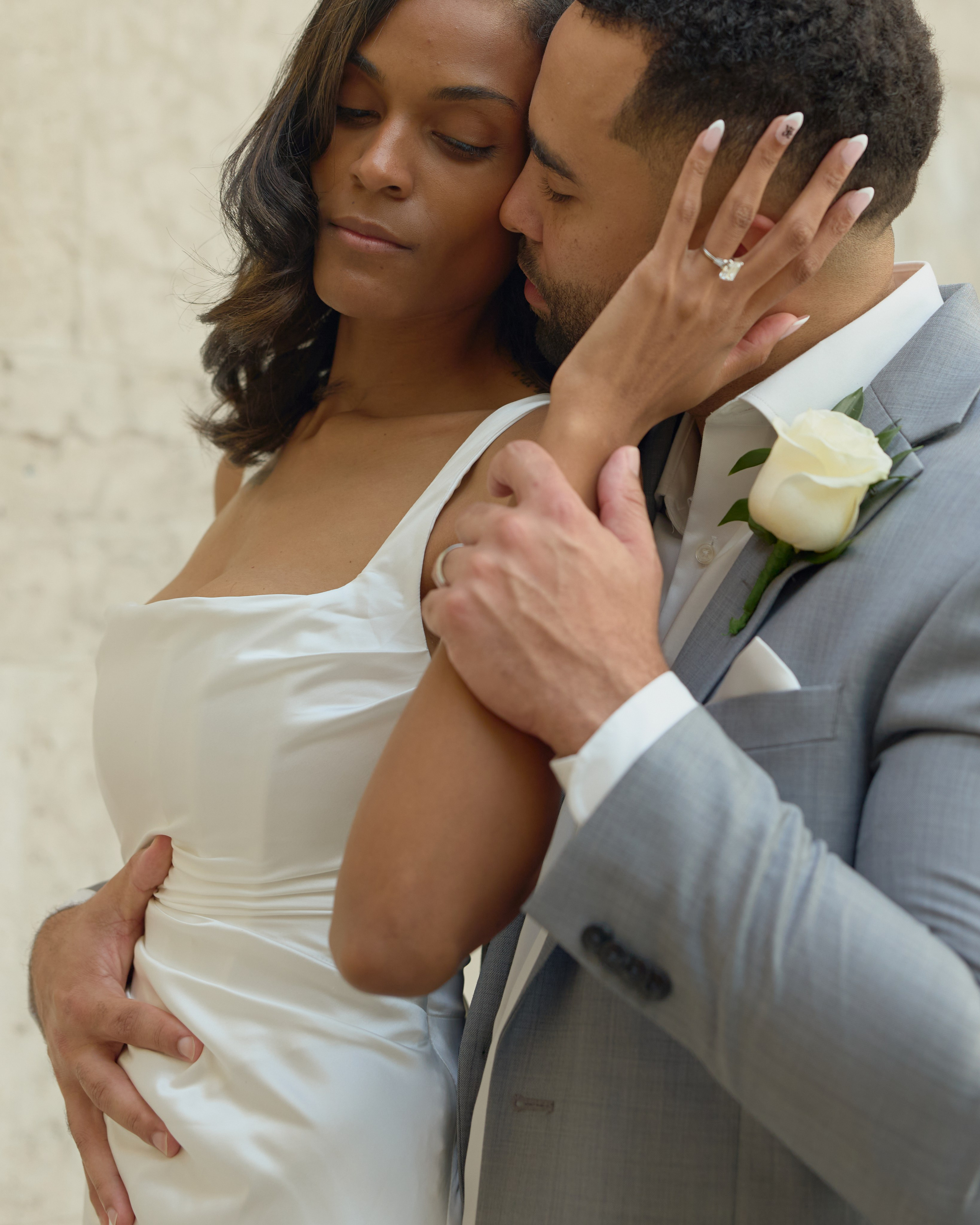 Ohio Statehouse Intimate Wedding | Columbus Ohio Photographer