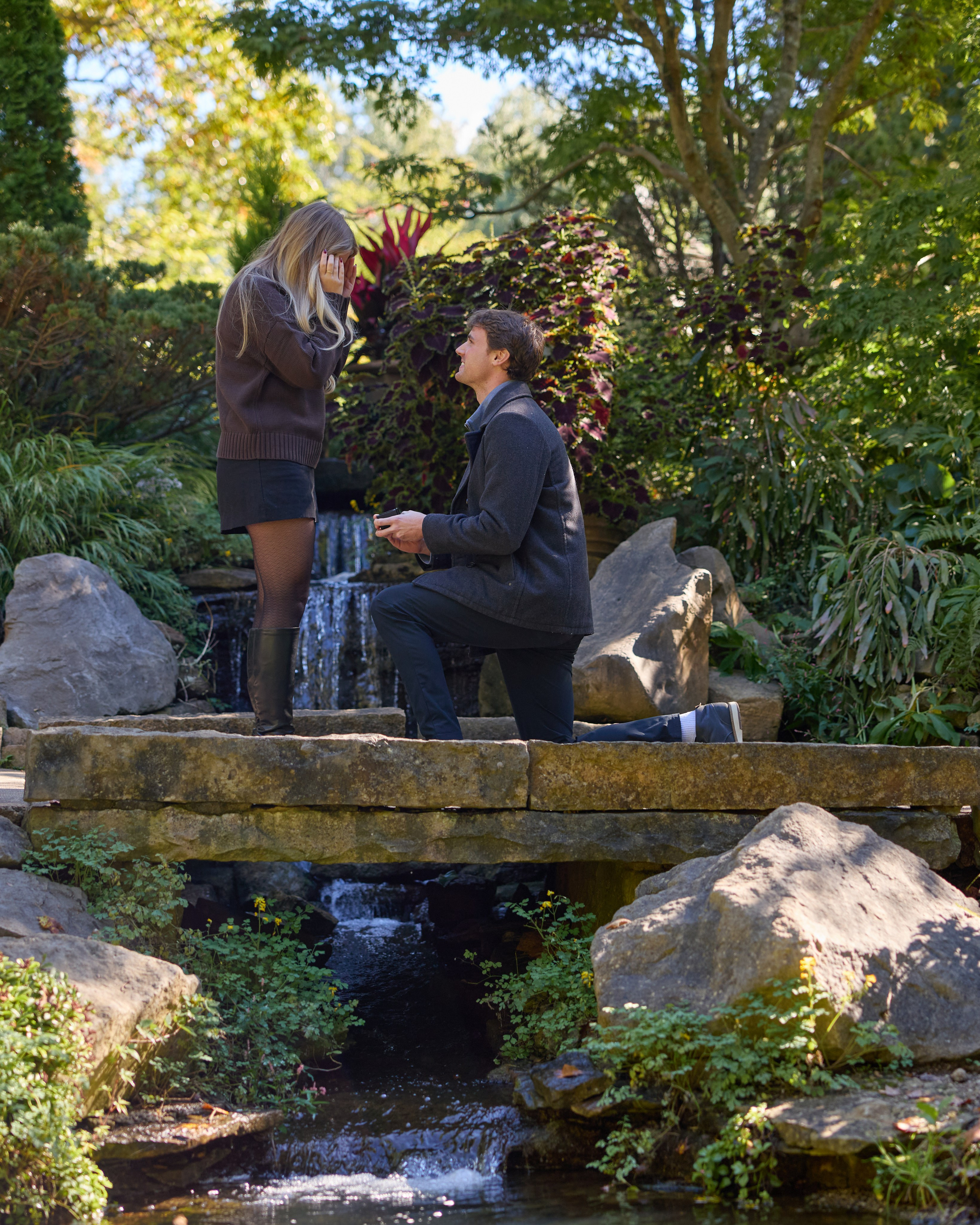 Inniswood Waterfall Proposal | Columbus Ohio Photographer