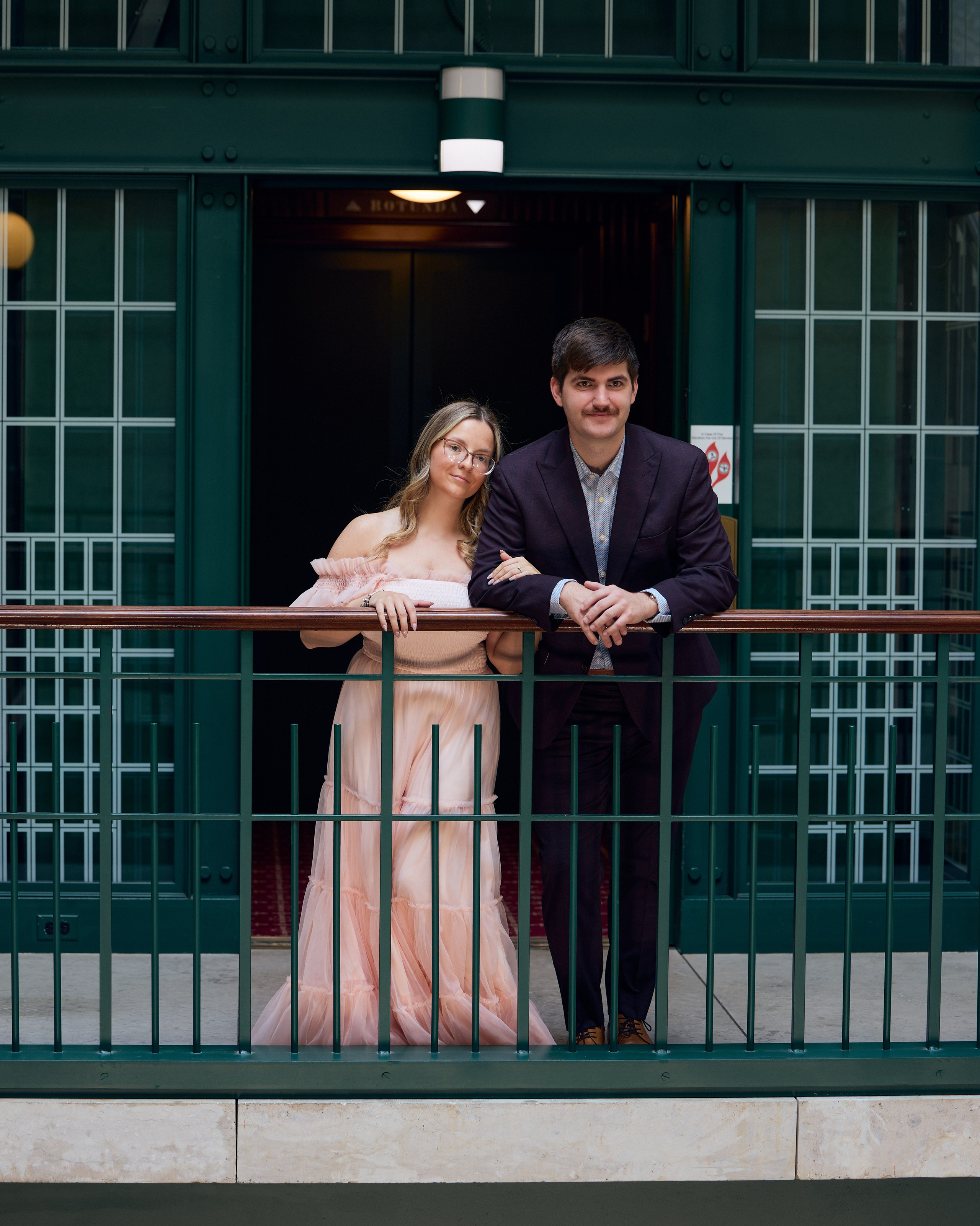 Ohio Statehouse Engagement Photos | Columbus Ohio Photographer