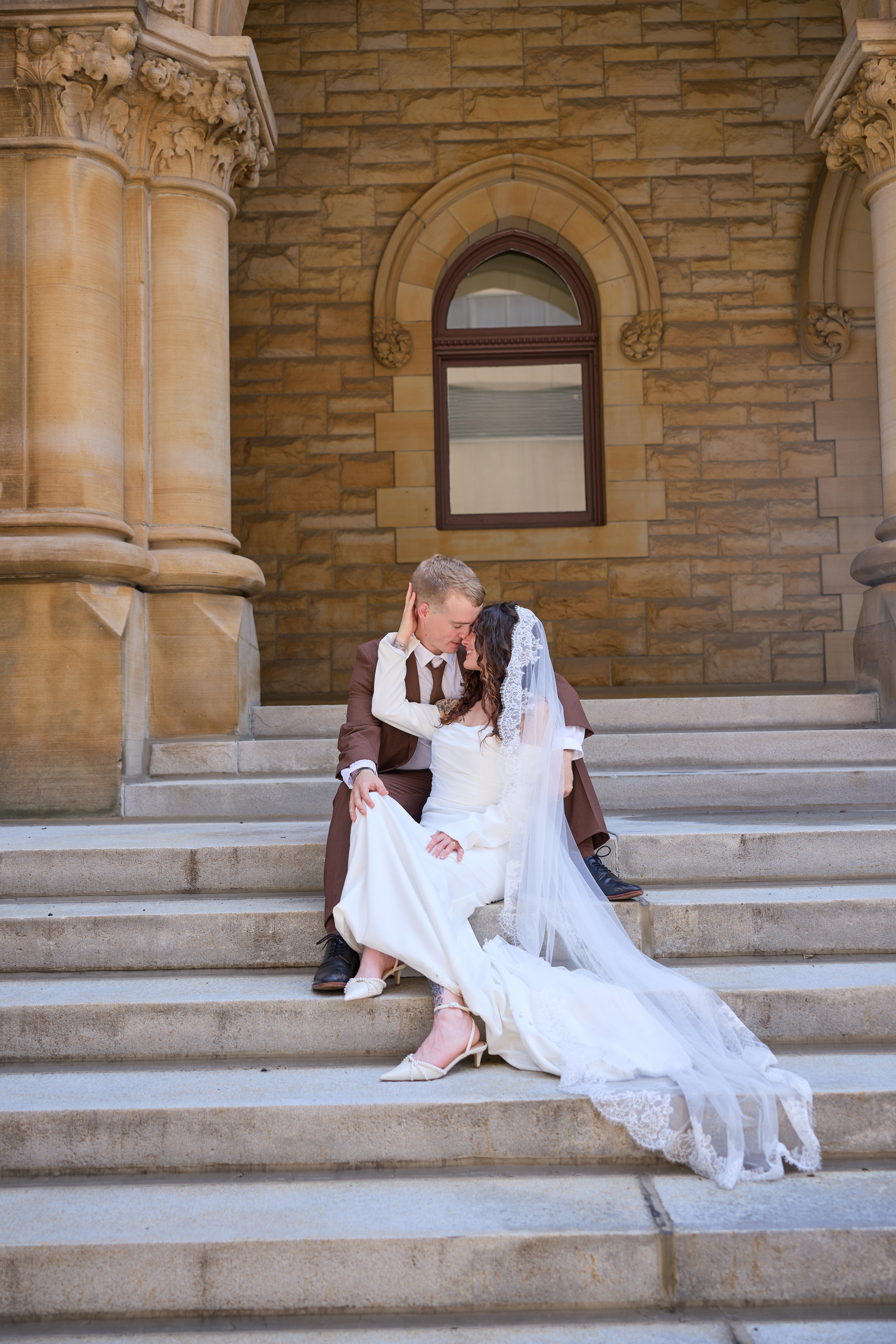 Jamie & Ron Сity hall ceremonies +Photoshoot afterward, Columbus. Columbus Proposal & Wedding Photographer | Kovyphoto