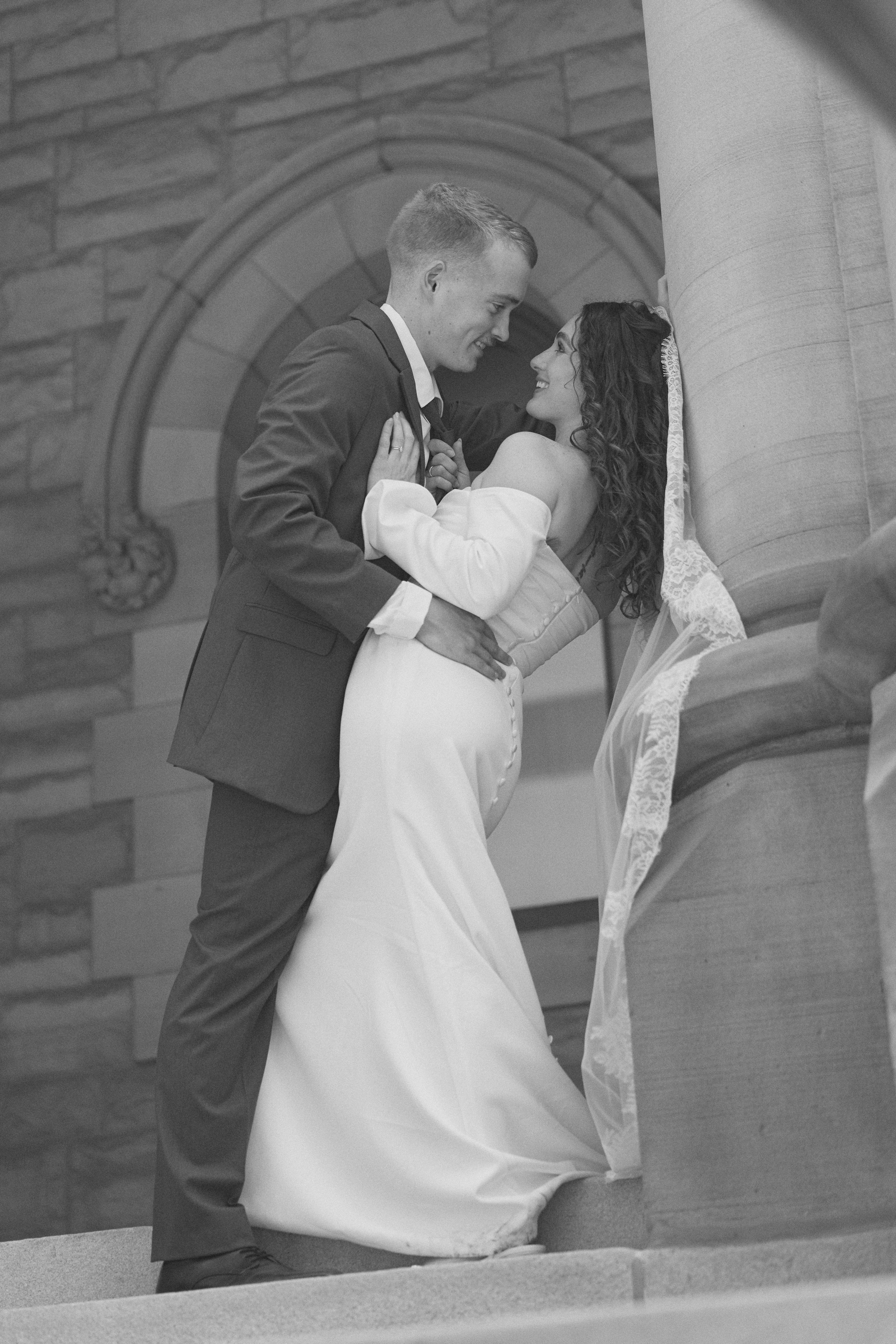Jamie & Ron Сity hall ceremonies +Photoshoot afterward, Columbus. Columbus Proposal & Wedding Photographer | Kovyphoto