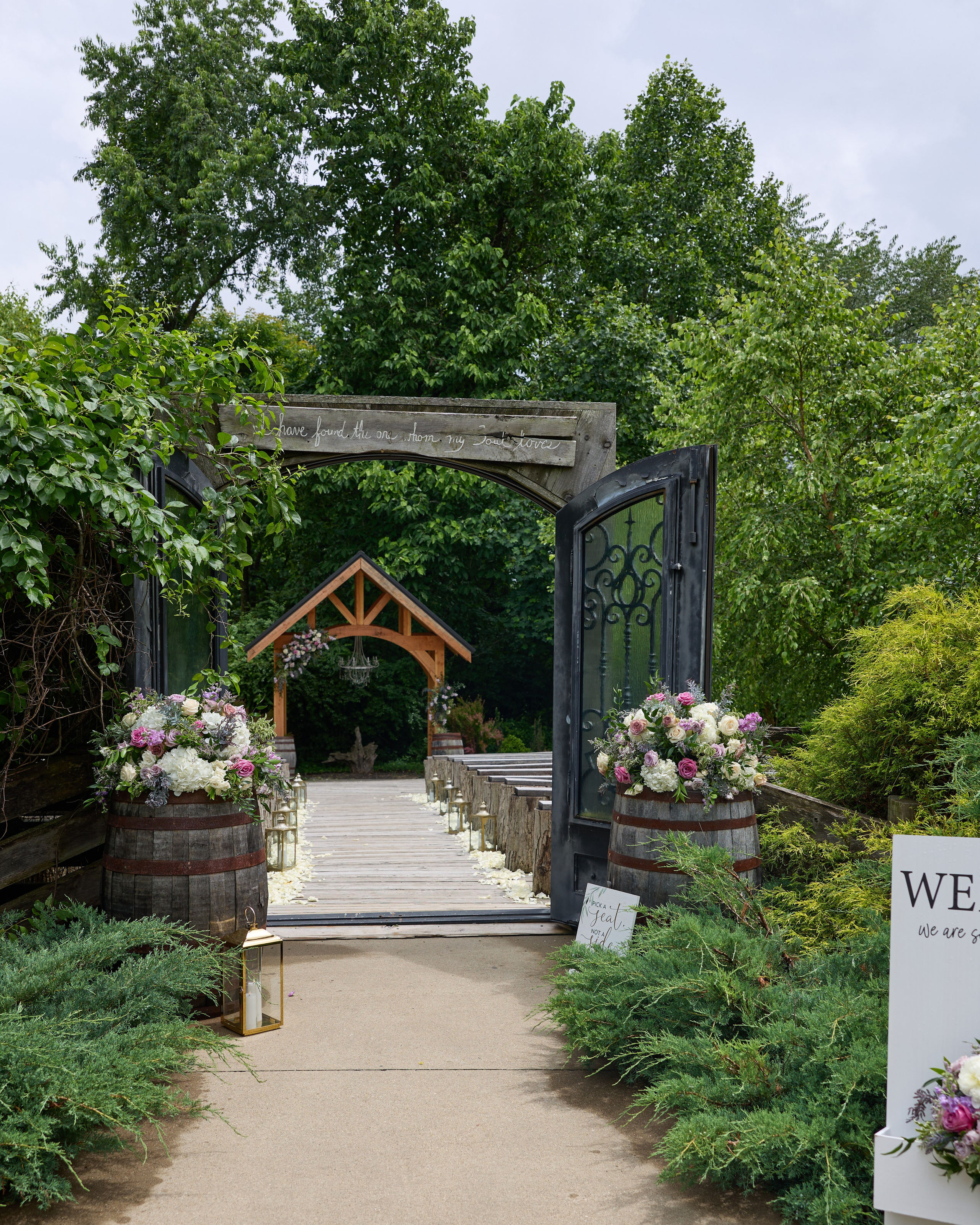 Lillia & Sam Wedding, Dennison, Ohio. Columbus Proposal & Wedding Photographer | Kovyphoto