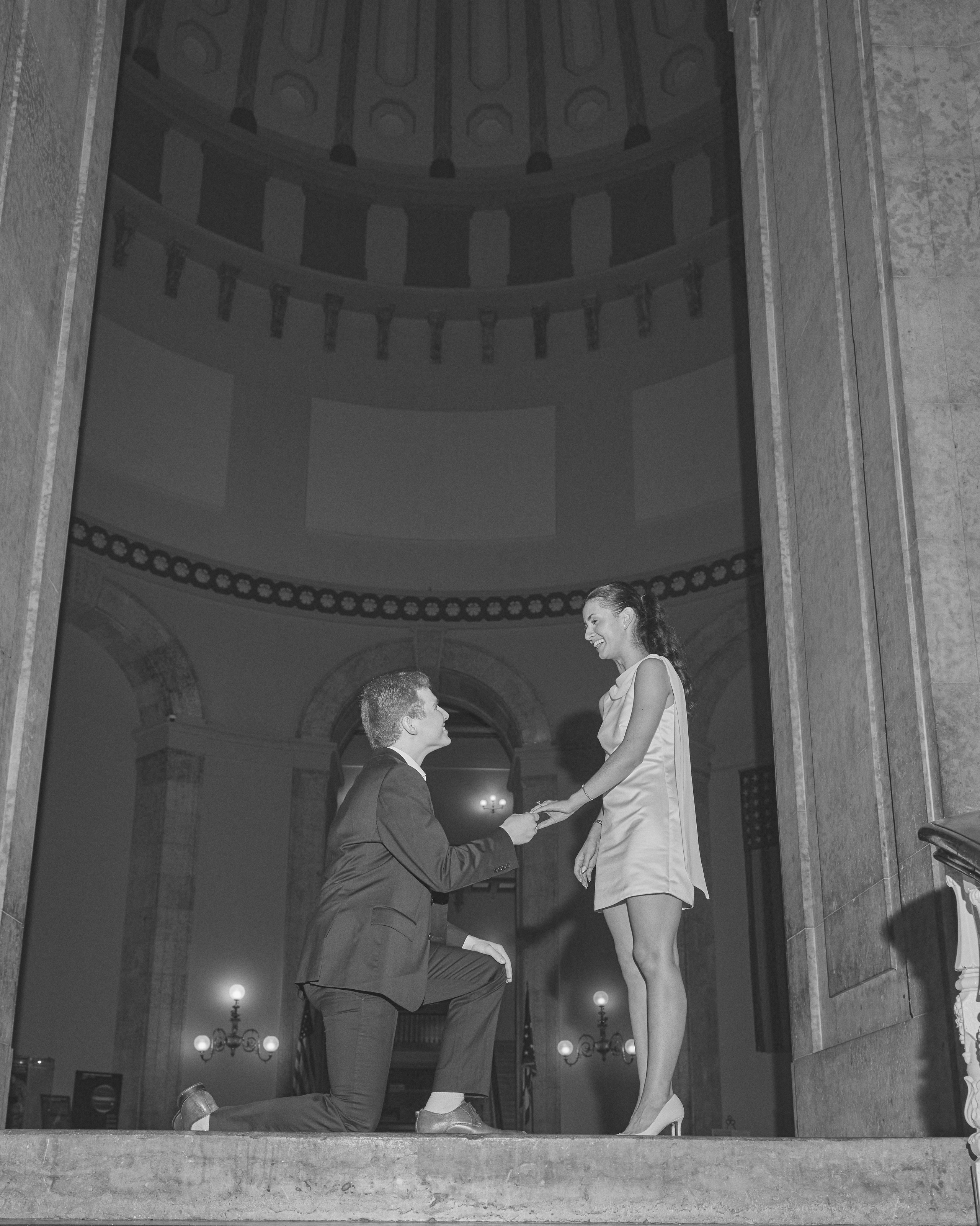 Ohio Statehouse Proposal Photographer | Columbus Ohio