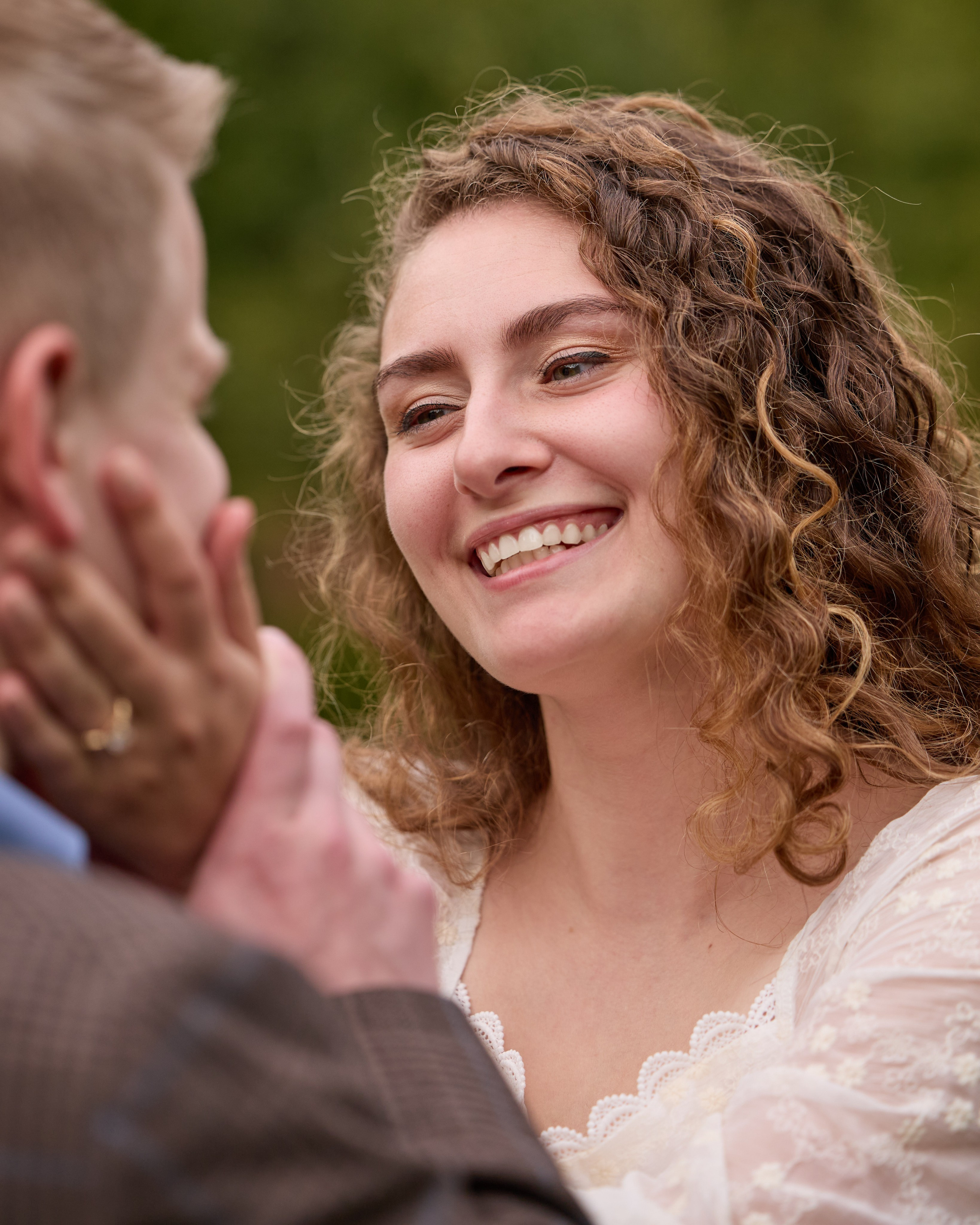 Couples Photoshoot at Swan Lake Event Center | Powell Ohio