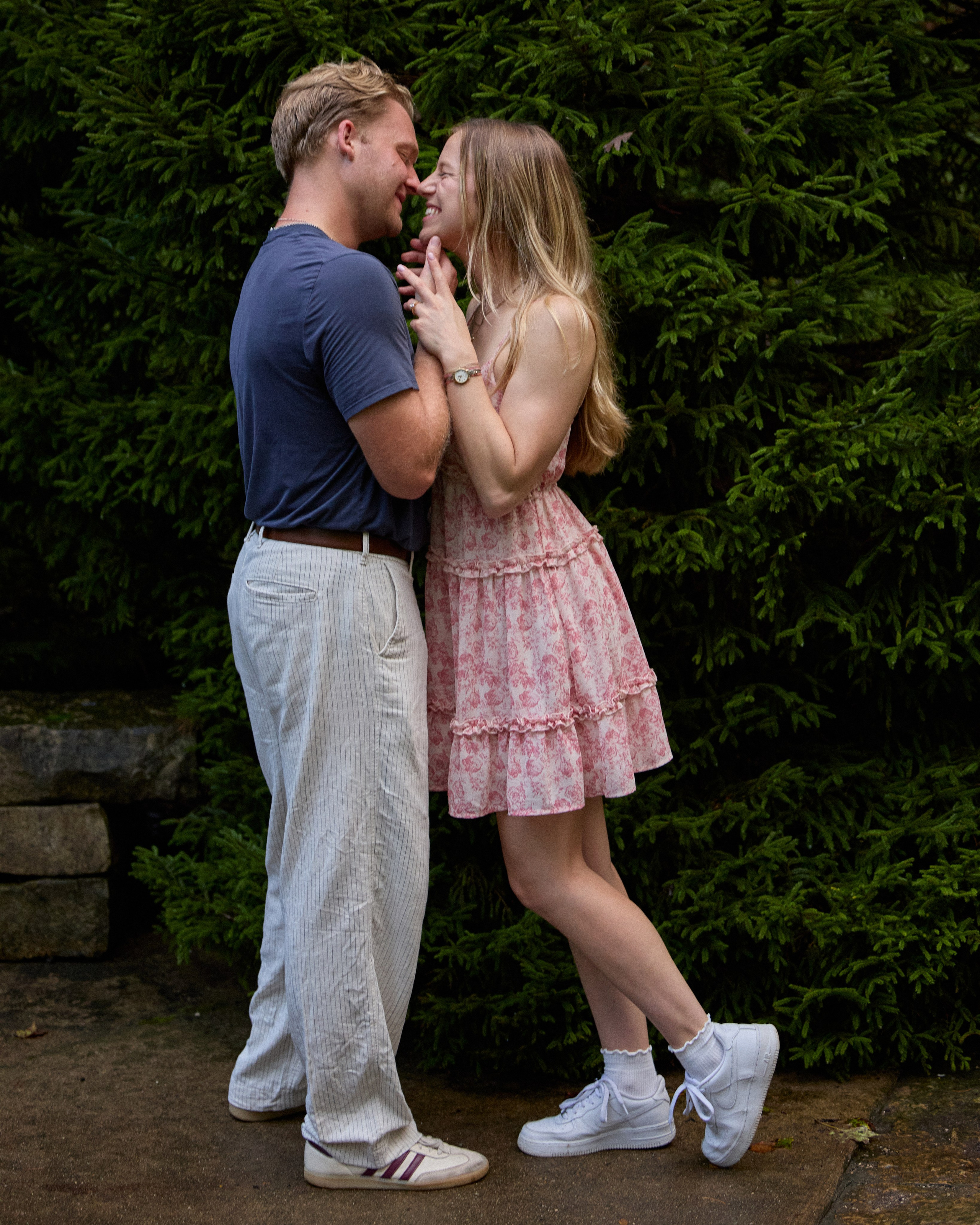 Inniswood Secret Garden Proposal | Columbus Ohio Photographer