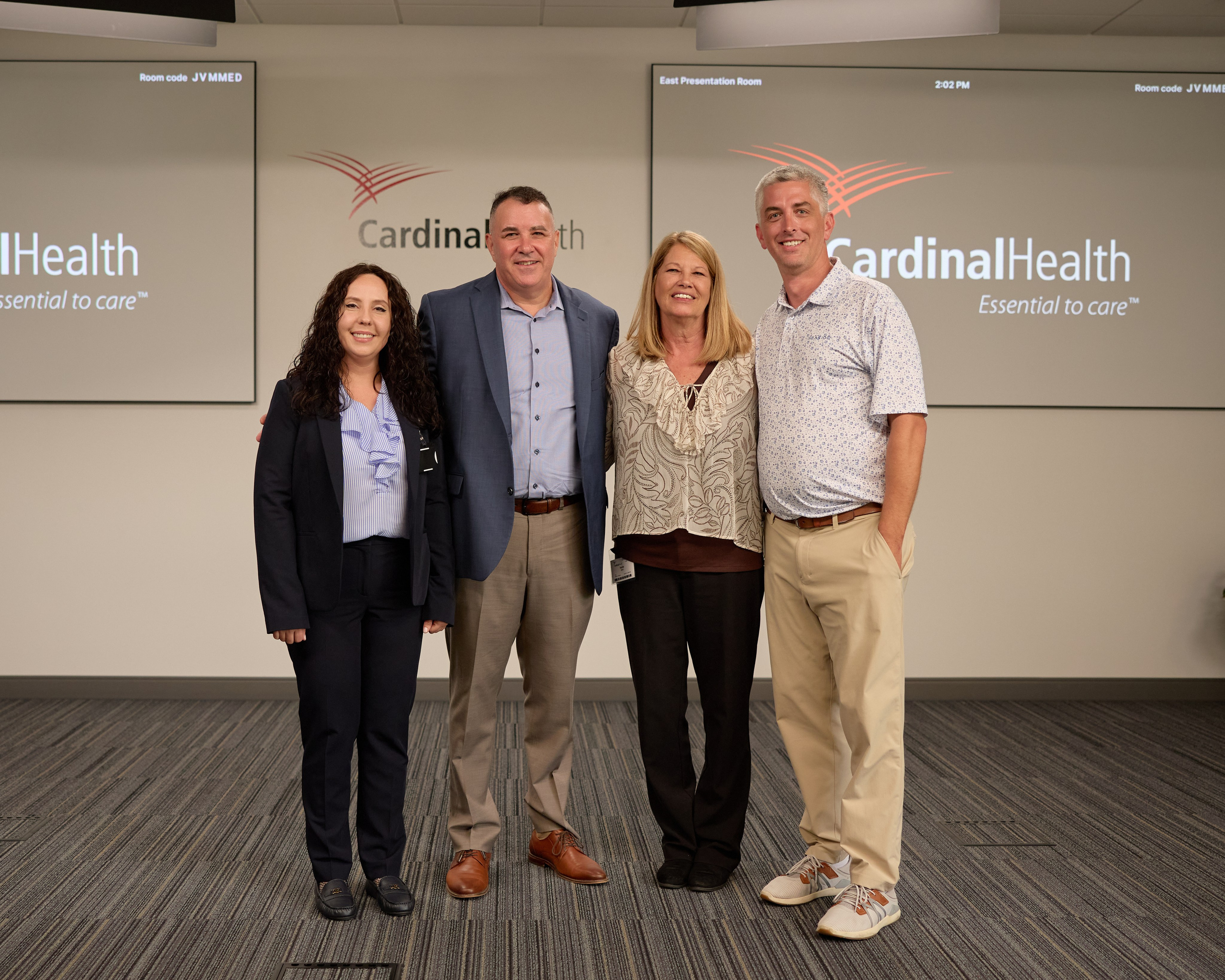 Cardinal Health Event. Columbus Proposal & Wedding Photographer | Kovyphoto