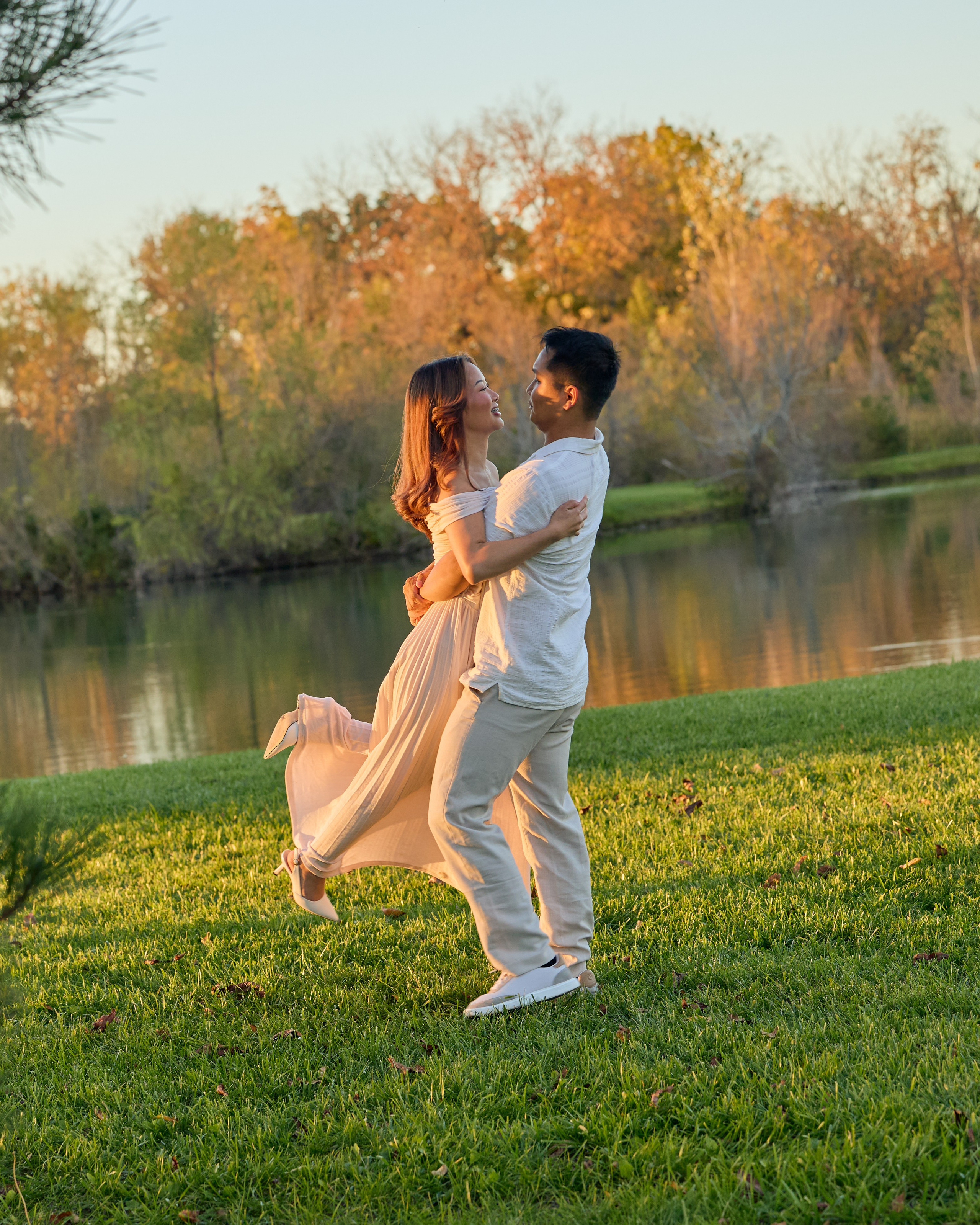 Hilliard Ohio Proposal Photographer | Sunset Lake Proposal