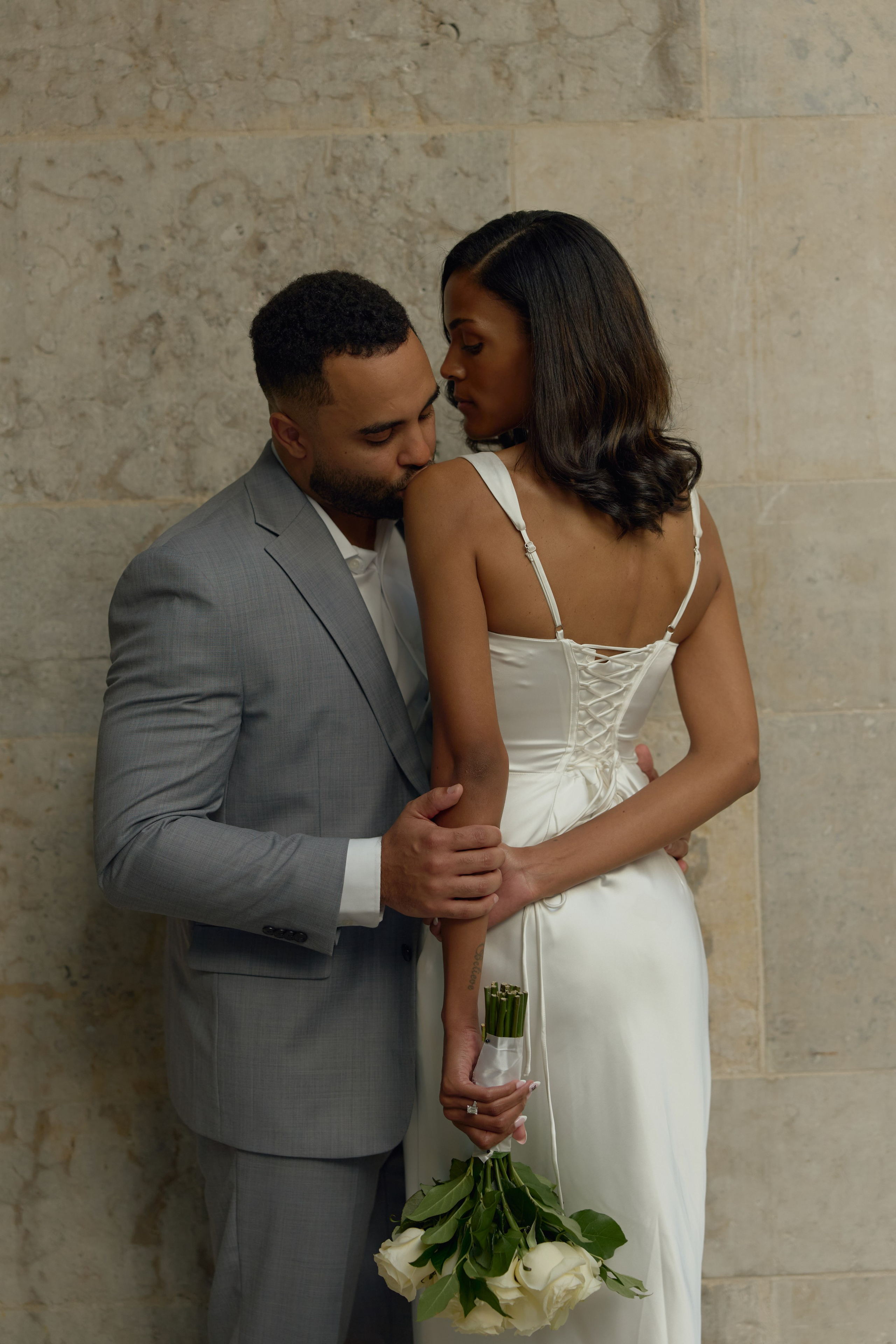Ohio Statehouse Intimate Wedding | Columbus Ohio Photographer
