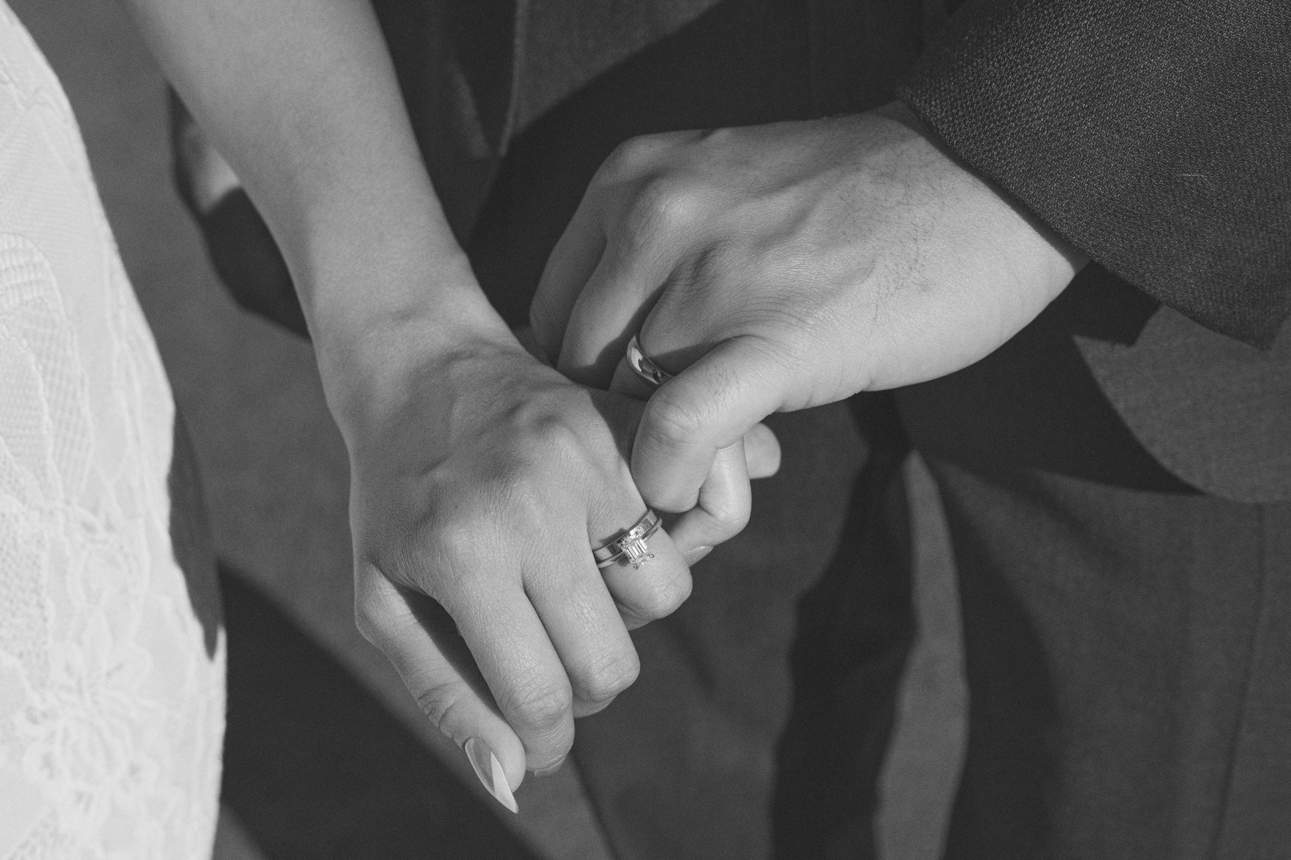 Charlie & Ryann Mini wedding, Dublin. Columbus Proposal & Wedding Photographer | Kovyphoto