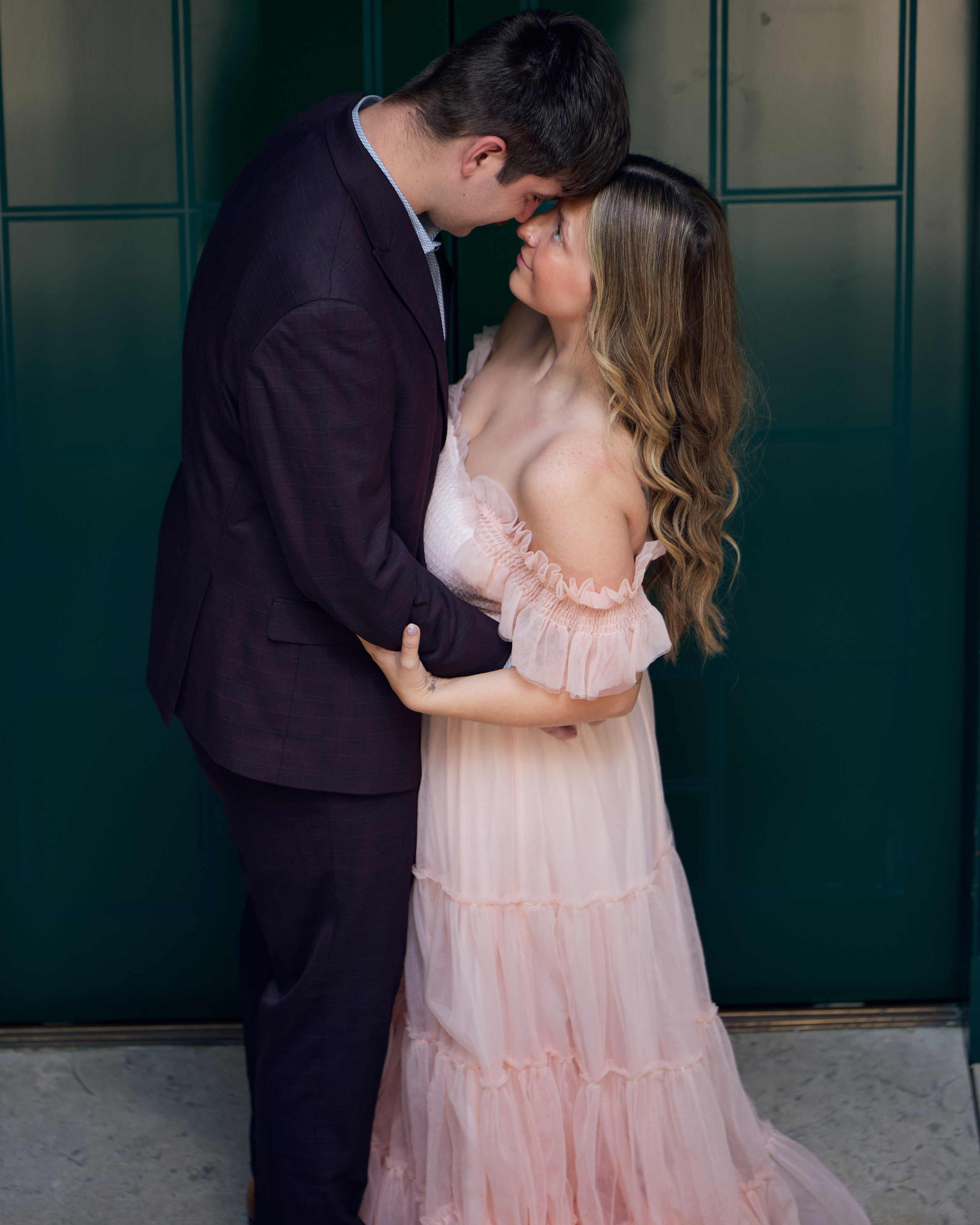 Ohio Statehouse Engagement Photos | Columbus Ohio Photographer