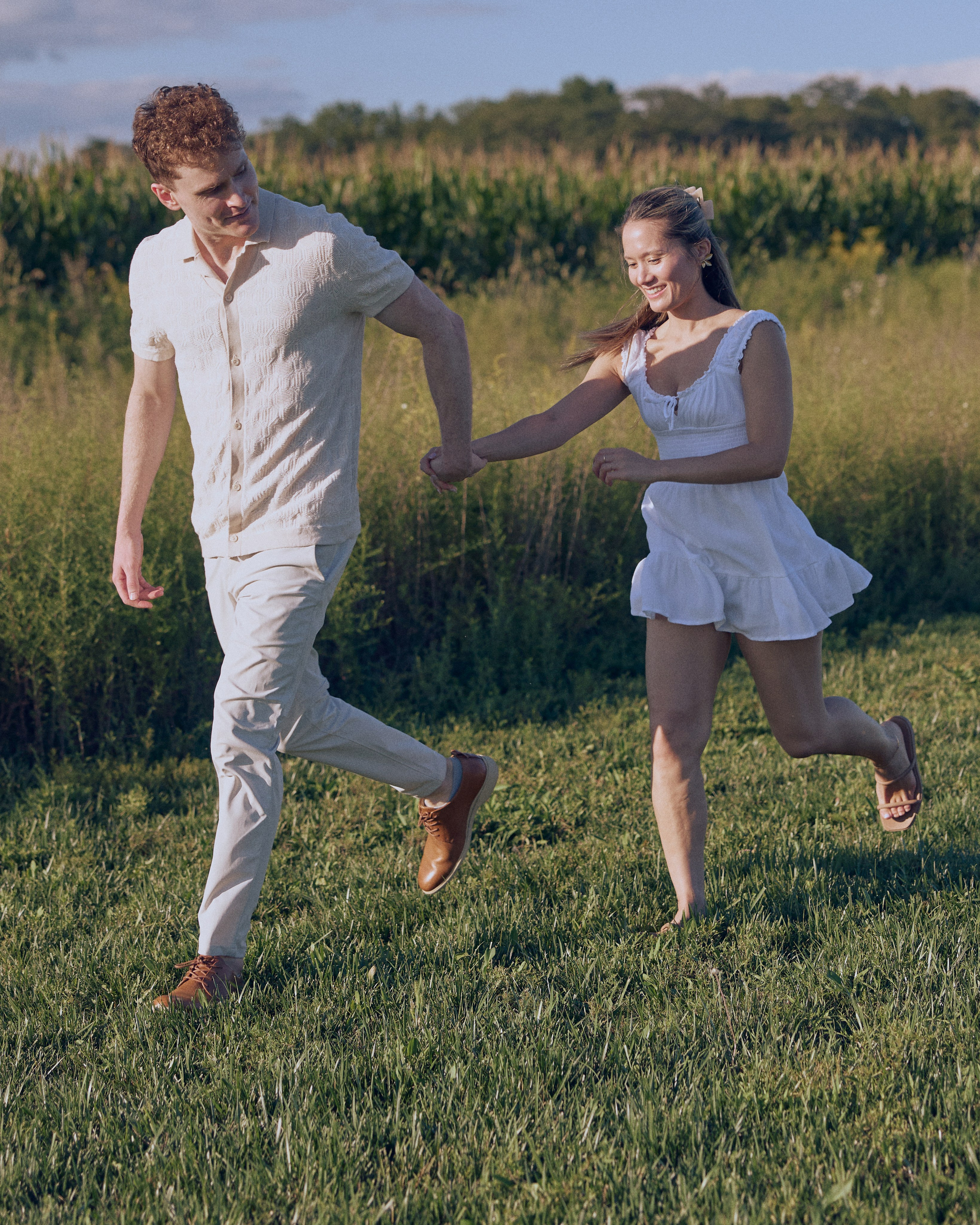 Cornfield Couple Photos | Columbus Ohio Photographer