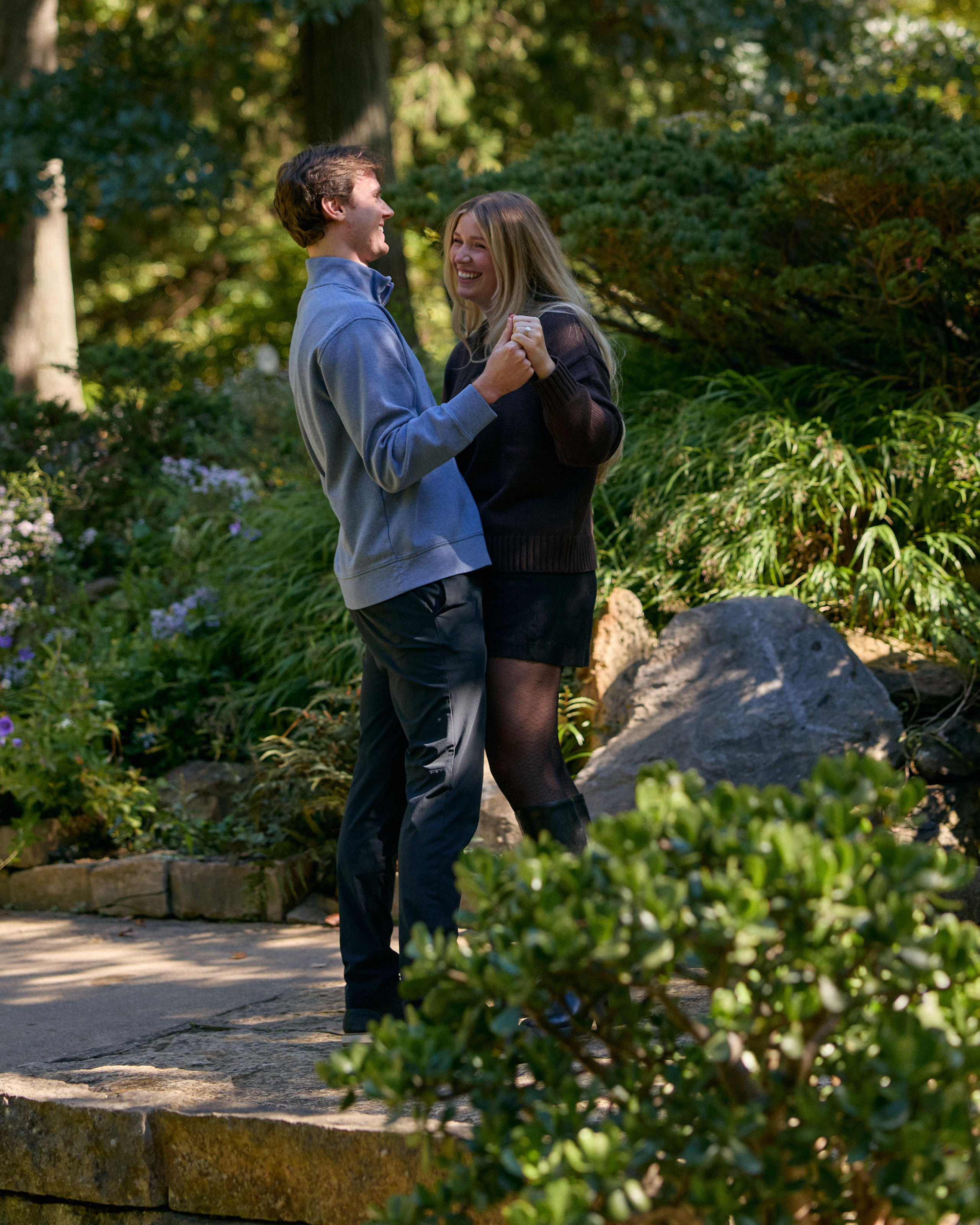 Inniswood Waterfall Proposal | Columbus Ohio Photographer