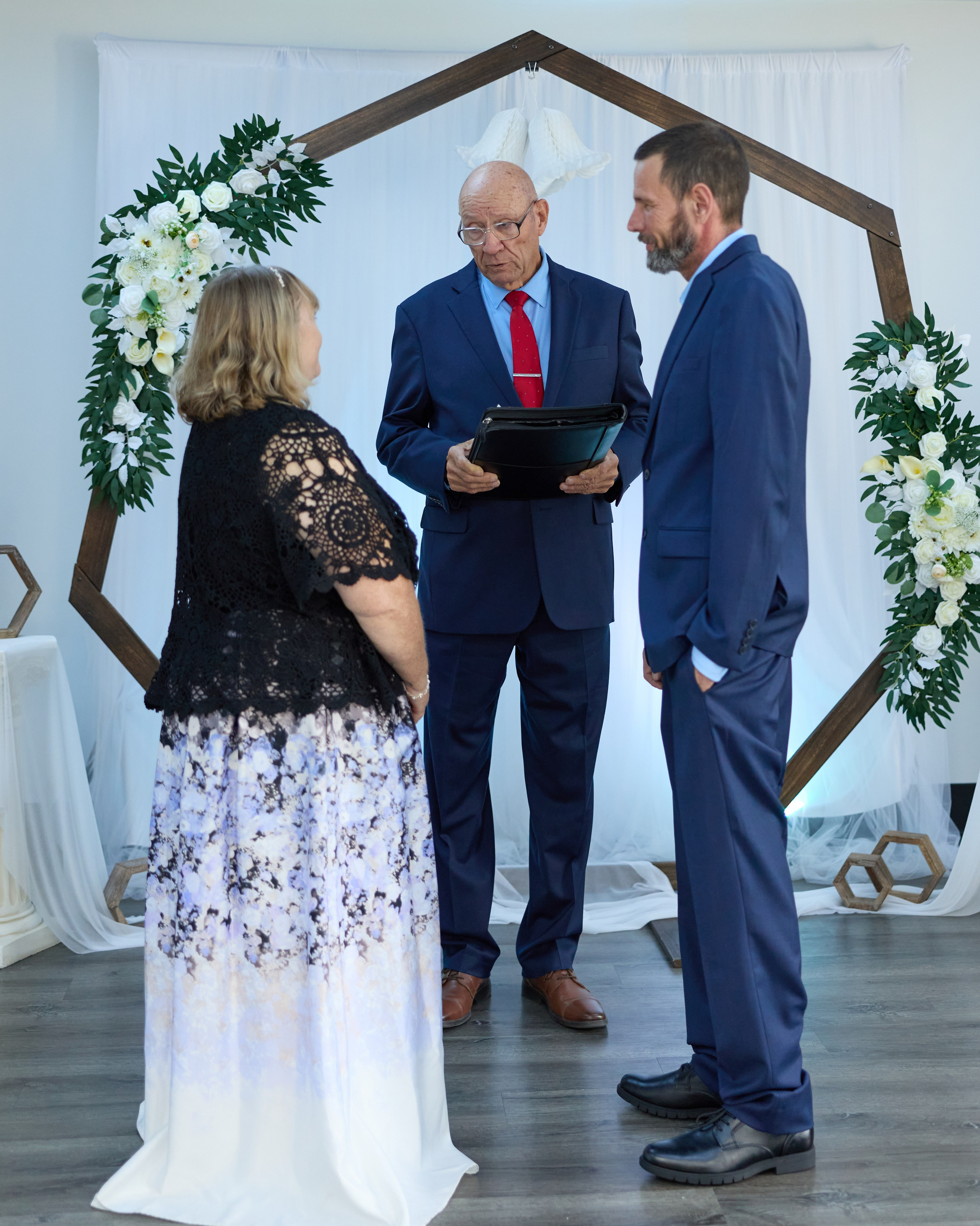 Columbus Ohio Micro Wedding Photographer | Intimate Wedding