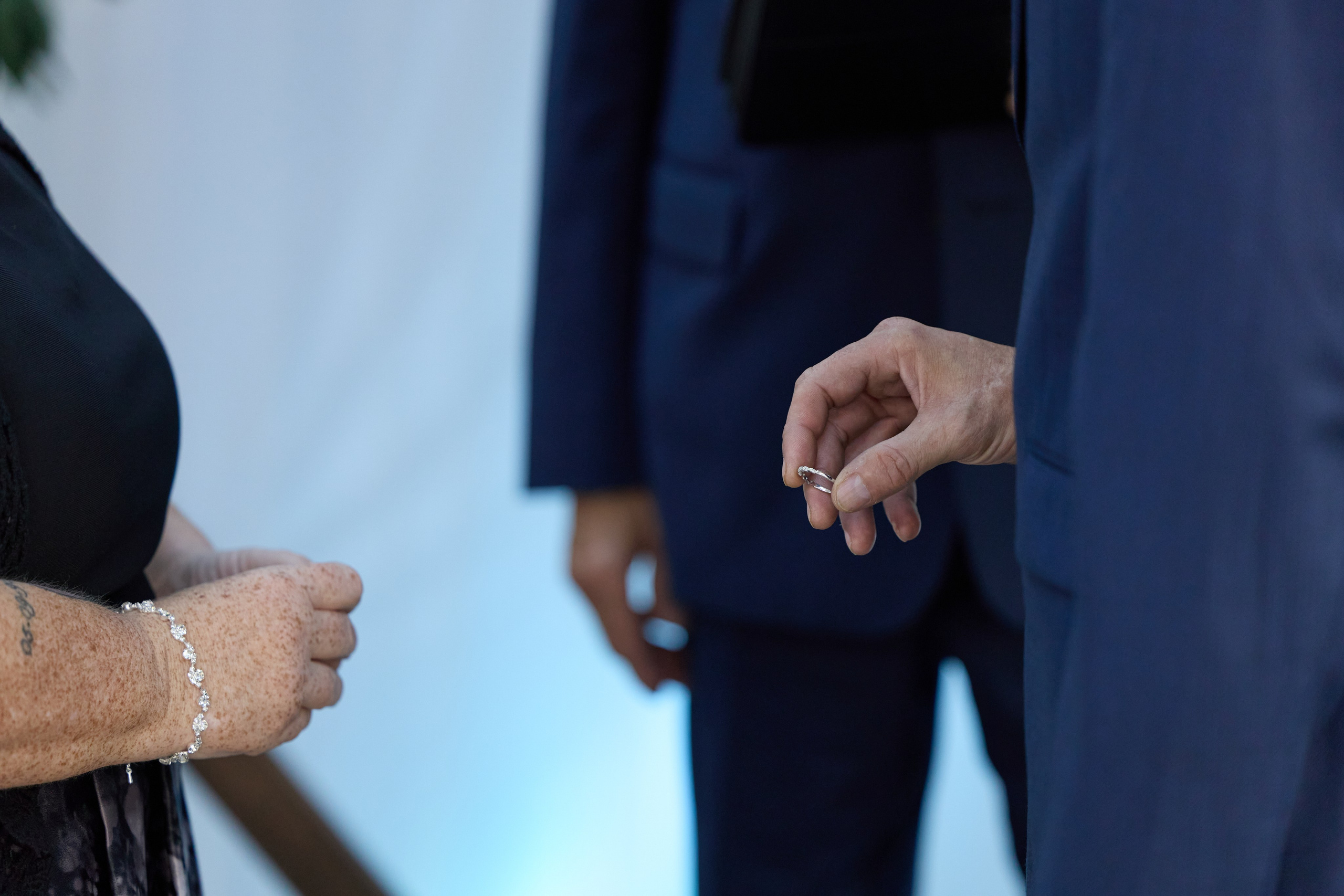 Jodi & Charles Сity hall ceremonies +Photoshoot afterward, Columbus. Columbus Proposal & Wedding Photographer | Kovyphoto