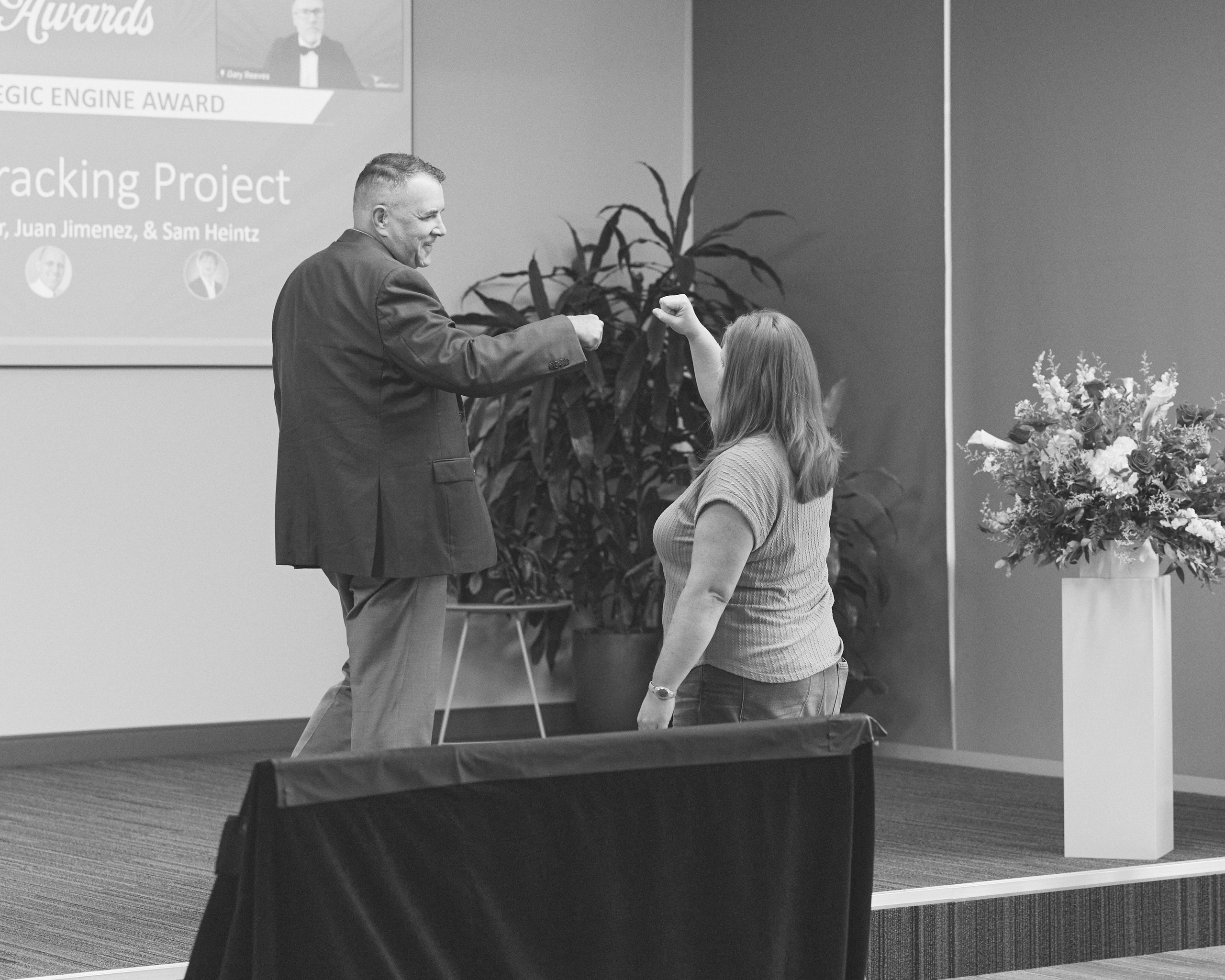 Cardinal Health Event. Columbus Proposal & Wedding Photographer | Kovyphoto