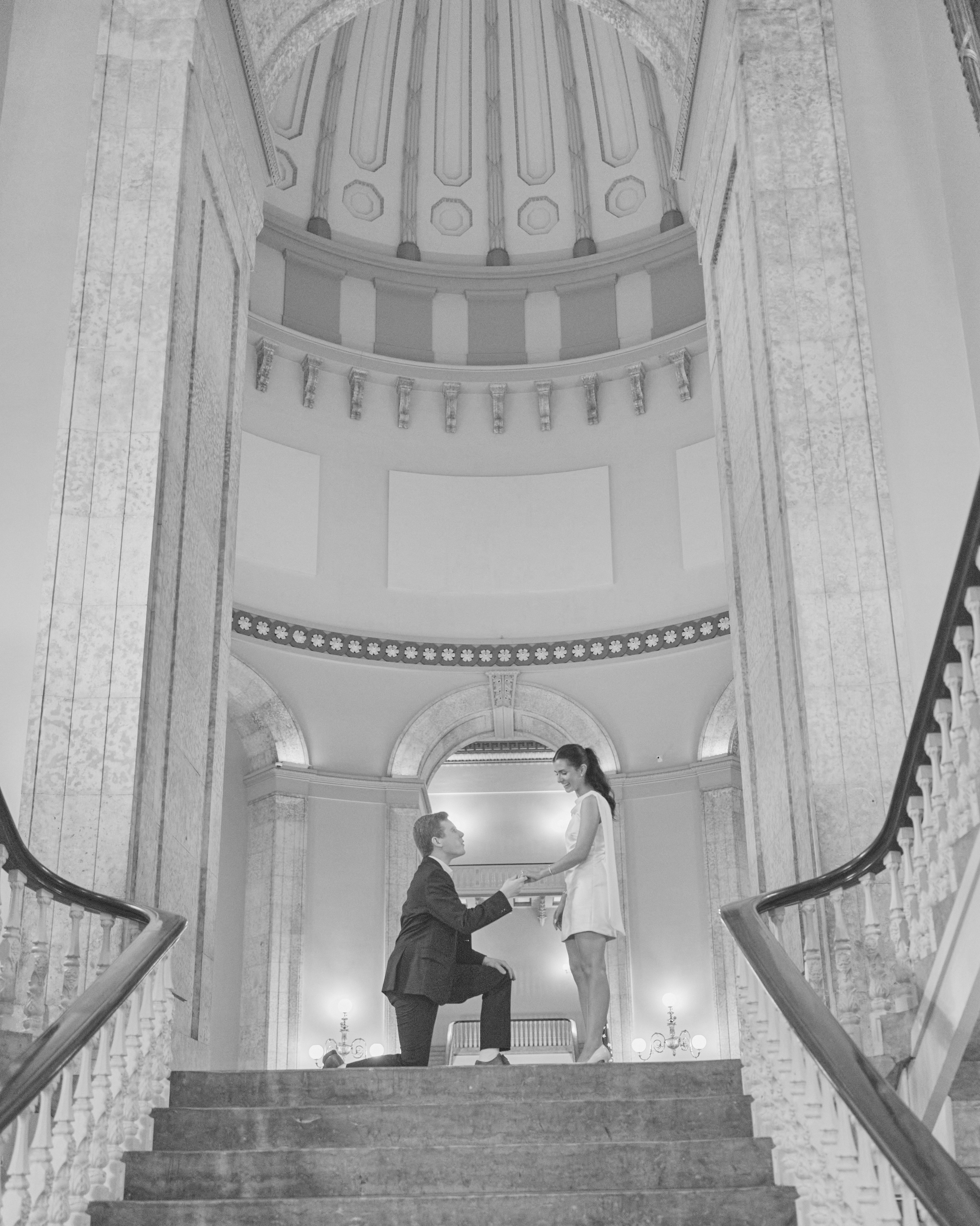 Ohio Statehouse Proposal Photographer | Columbus Ohio