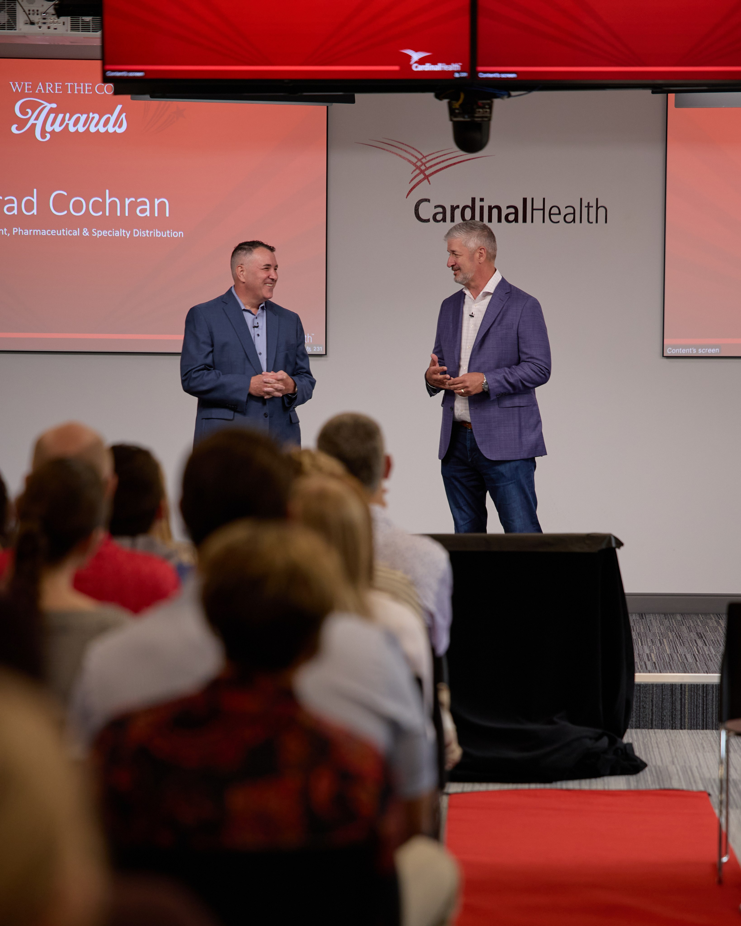 Cardinal Health Event. Columbus Proposal & Wedding Photographer | Kovyphoto