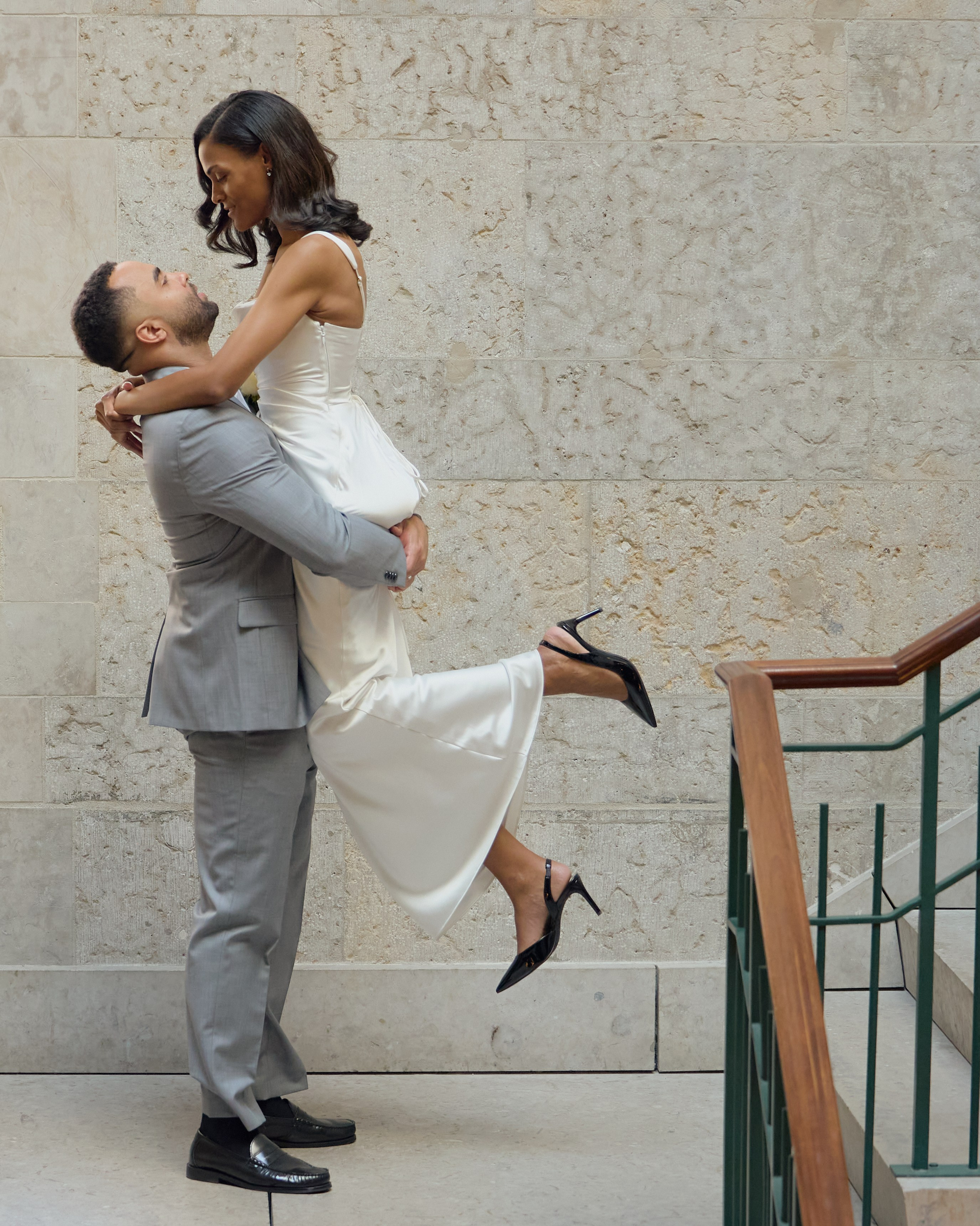Ohio Statehouse Intimate Wedding | Columbus Ohio Photographer