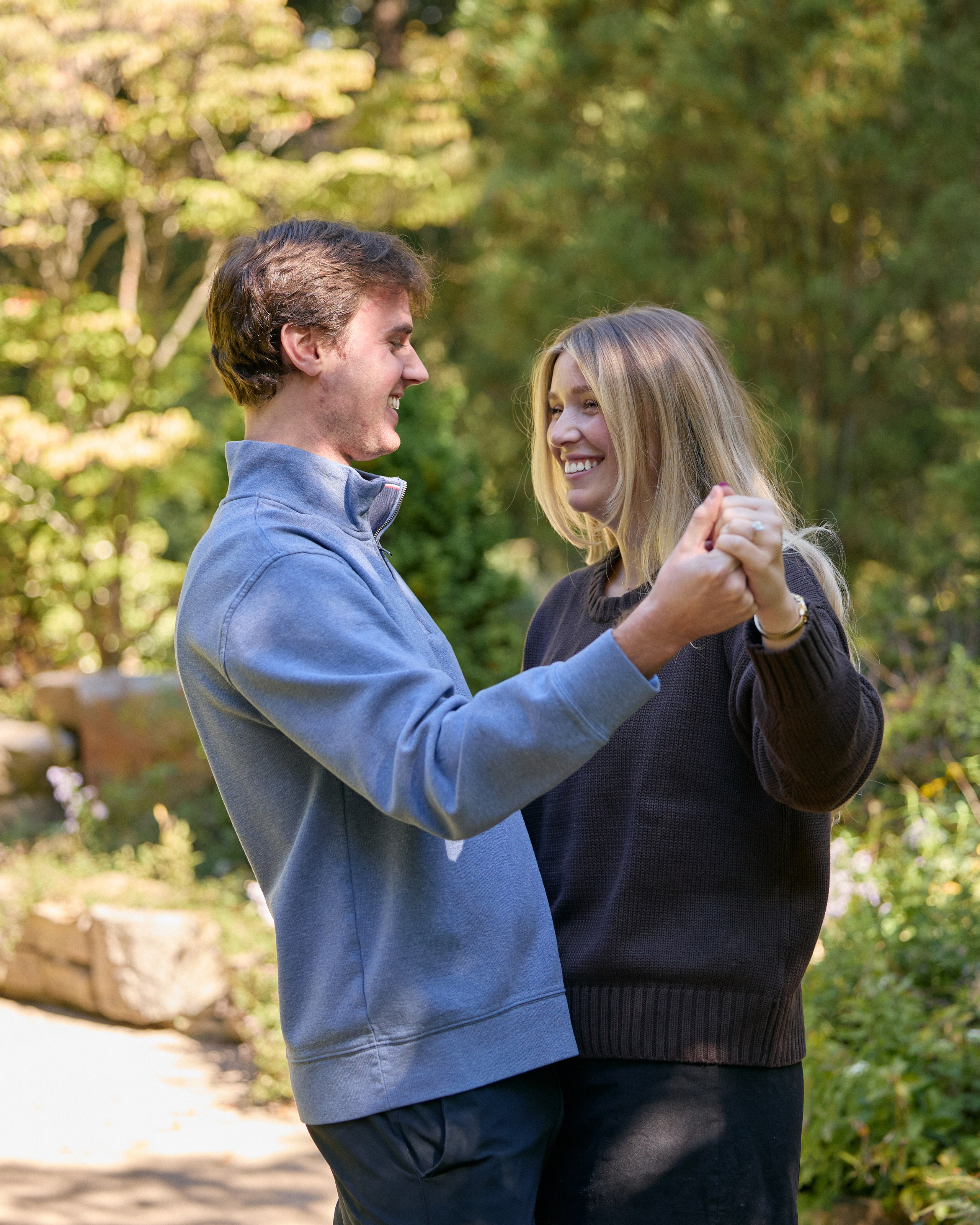 Inniswood Waterfall Proposal | Columbus Ohio Photographer