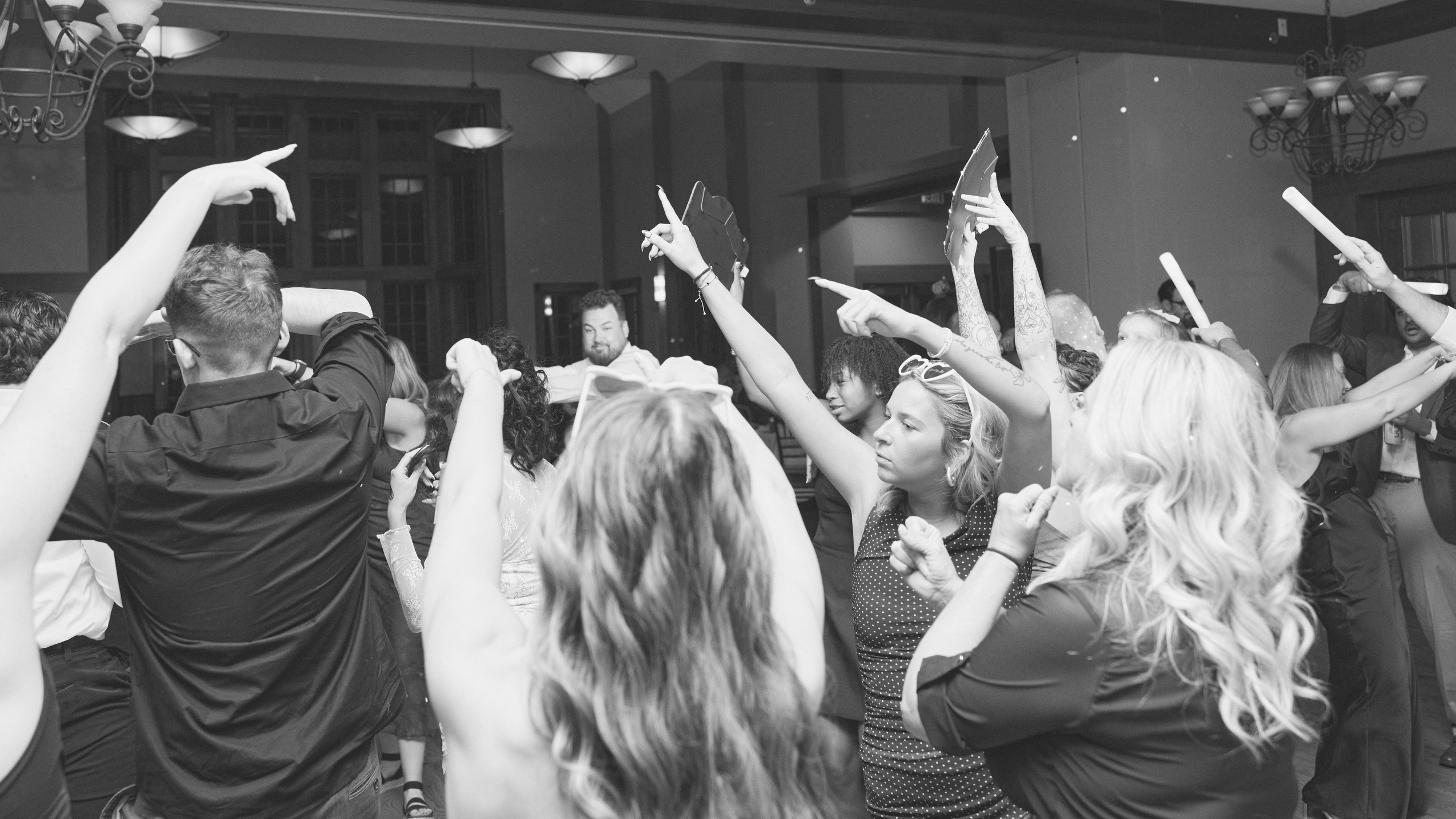 Charlie & Ryann Mini wedding, Dublin. Columbus Proposal & Wedding Photographer | Kovyphoto