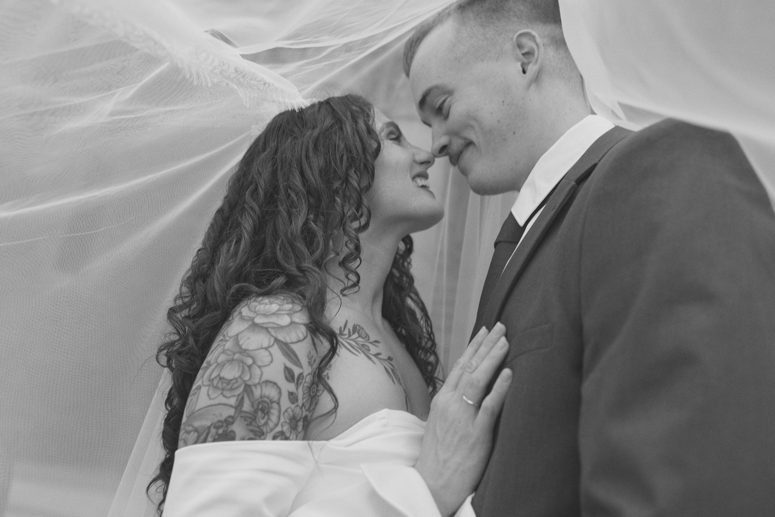 Jamie & Ron Сity hall ceremonies +Photoshoot afterward, Columbus. Columbus Proposal & Wedding Photographer | Kovyphoto