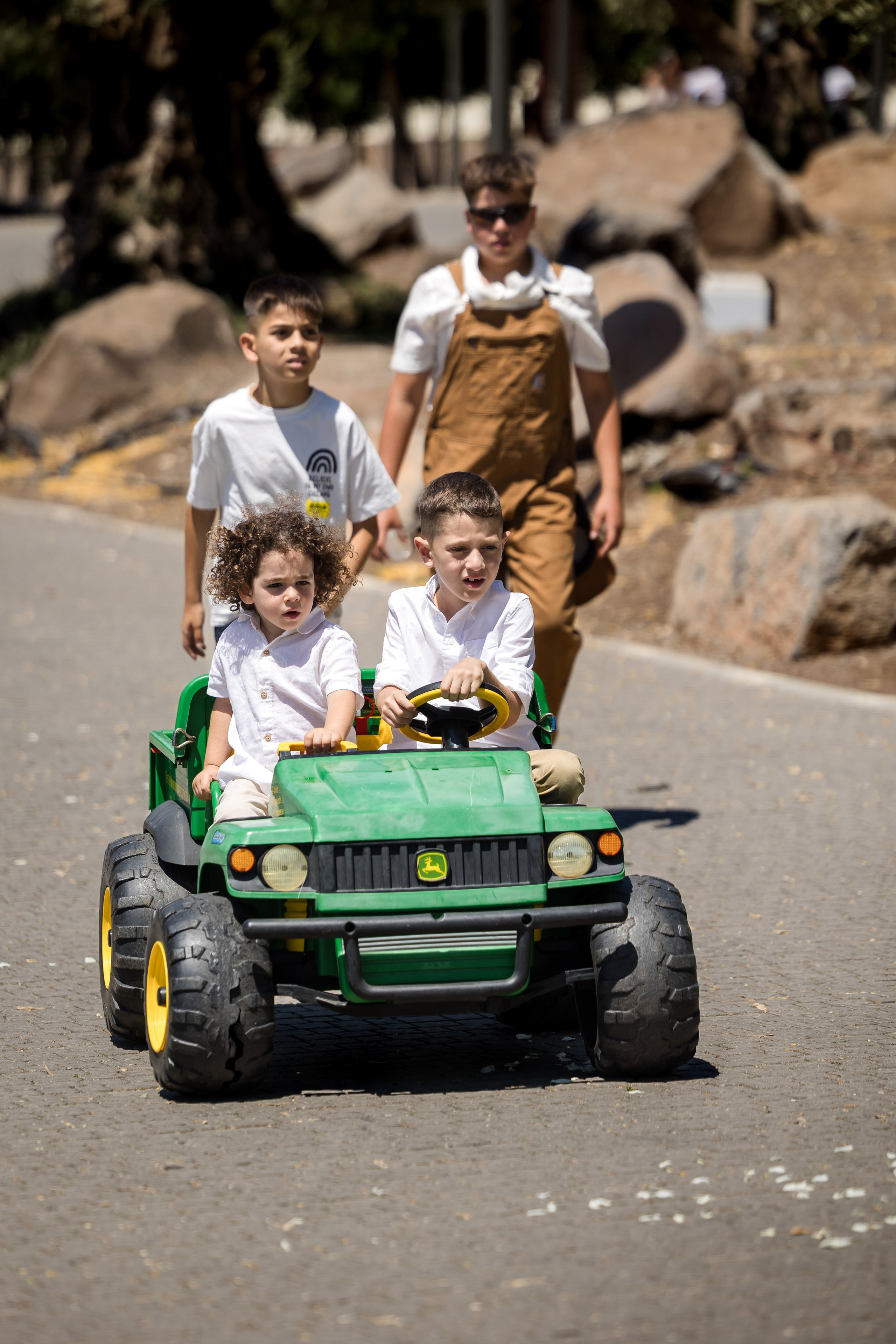 Omar & Nimrod. AMIR BUCHNIK PHOTOGRAPHER