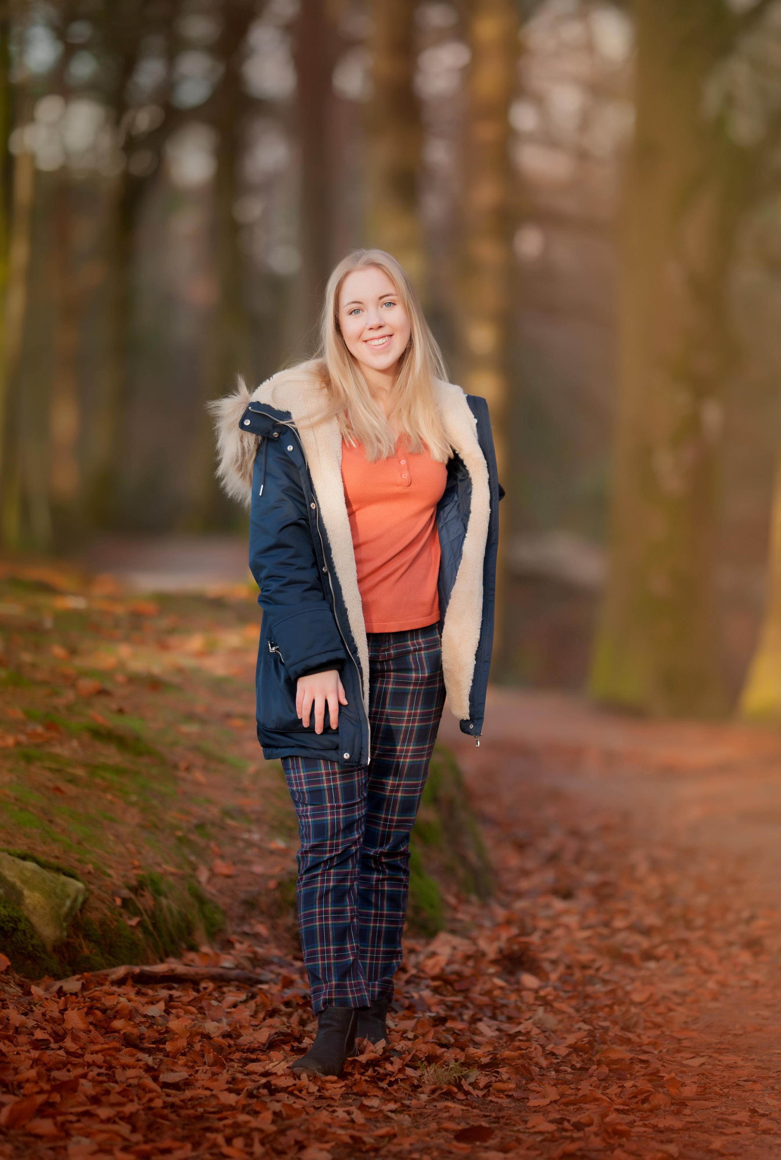 Gold october. Family and real state photographer in Haugesund Dina Vikra