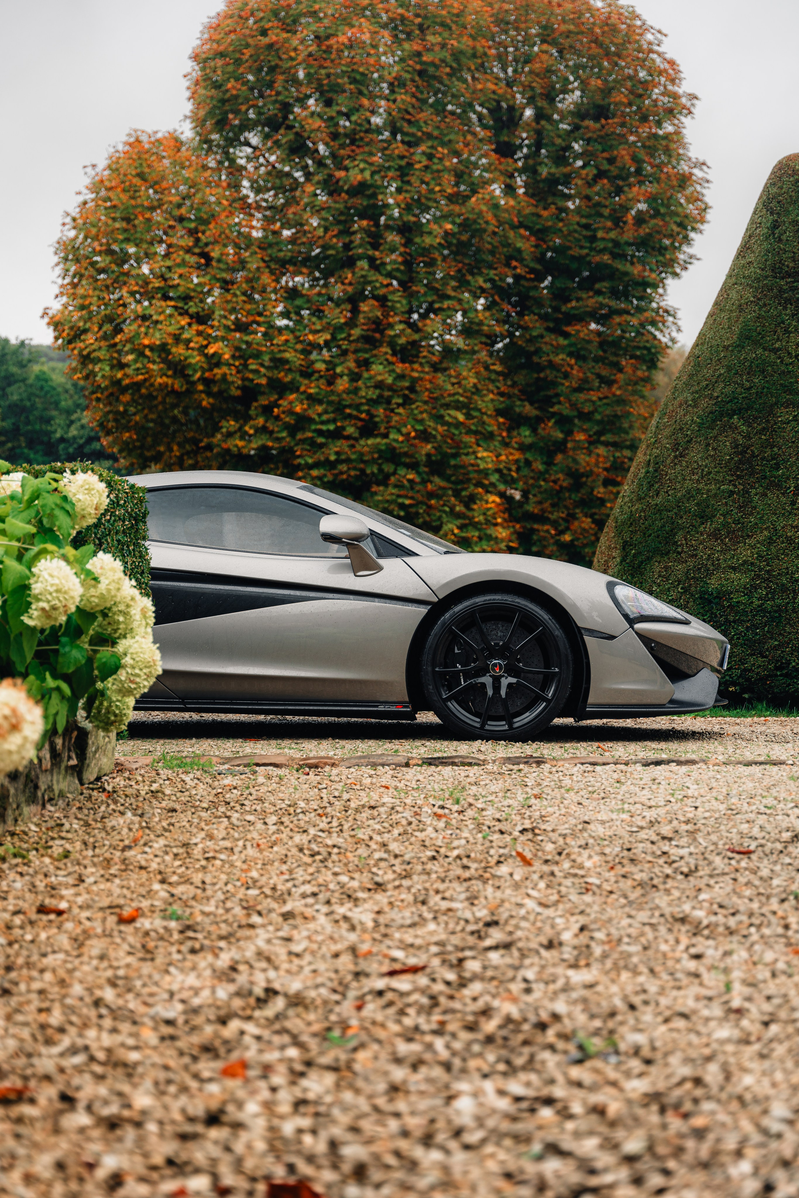 McLaren 570s. Photographe de voitures à Paris — Vitalii Motruk