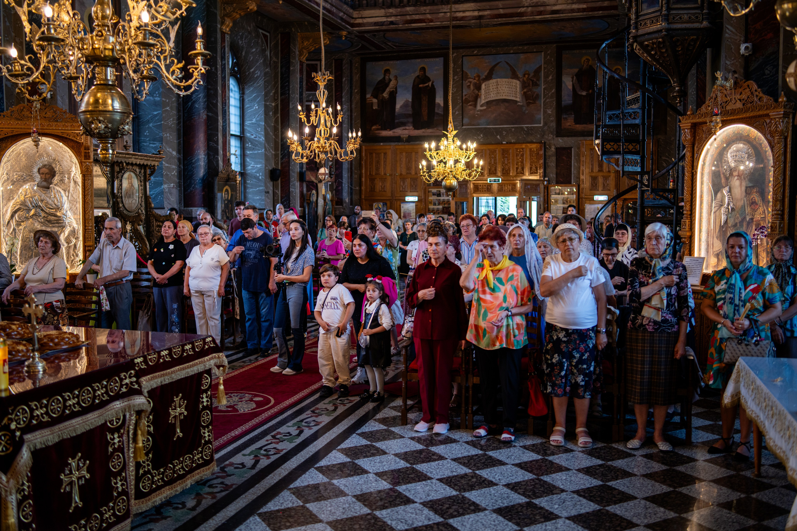 Hram Biserica Sfânta Vineri din Ploiești. Mihai Alexandra Events