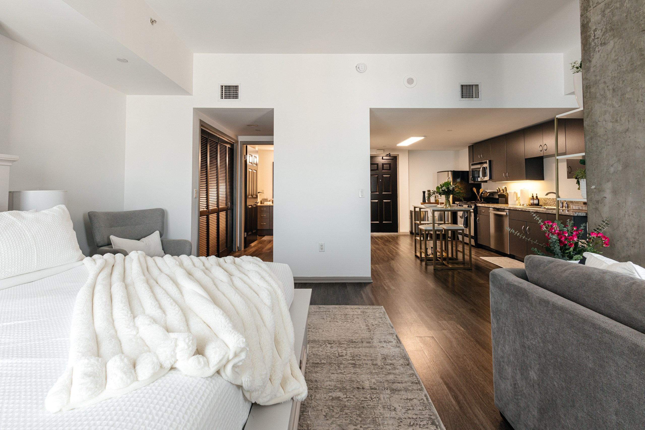 Gentle Apartments. Photographer Andrei White