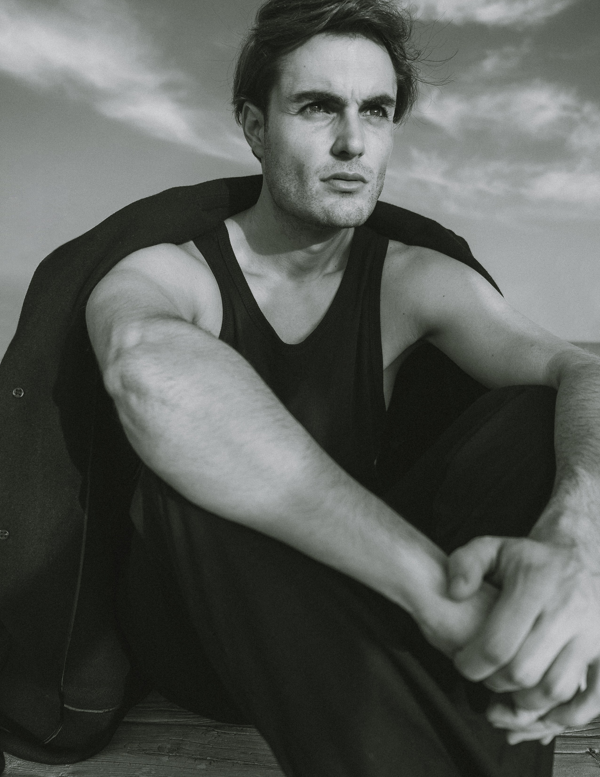 Фотосессия для актера Jaime Medina в дюнах — фотограф Андрей Луковников, Испания (Гуардамар, Аликанте, Торревьеха)