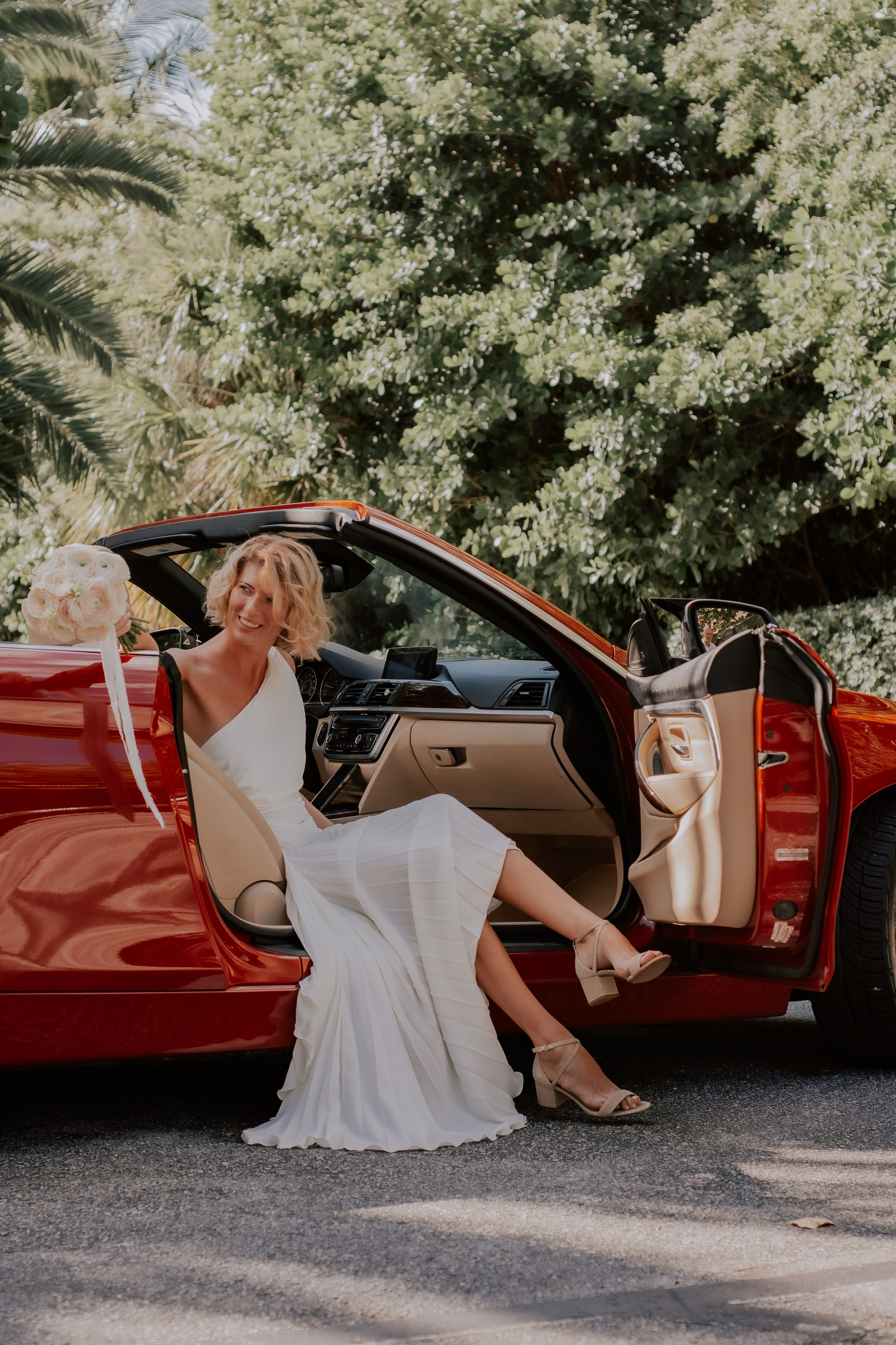 Wedding photography in Miami. Professional portrait photographer in Los Angeles | Axenia Haritonova