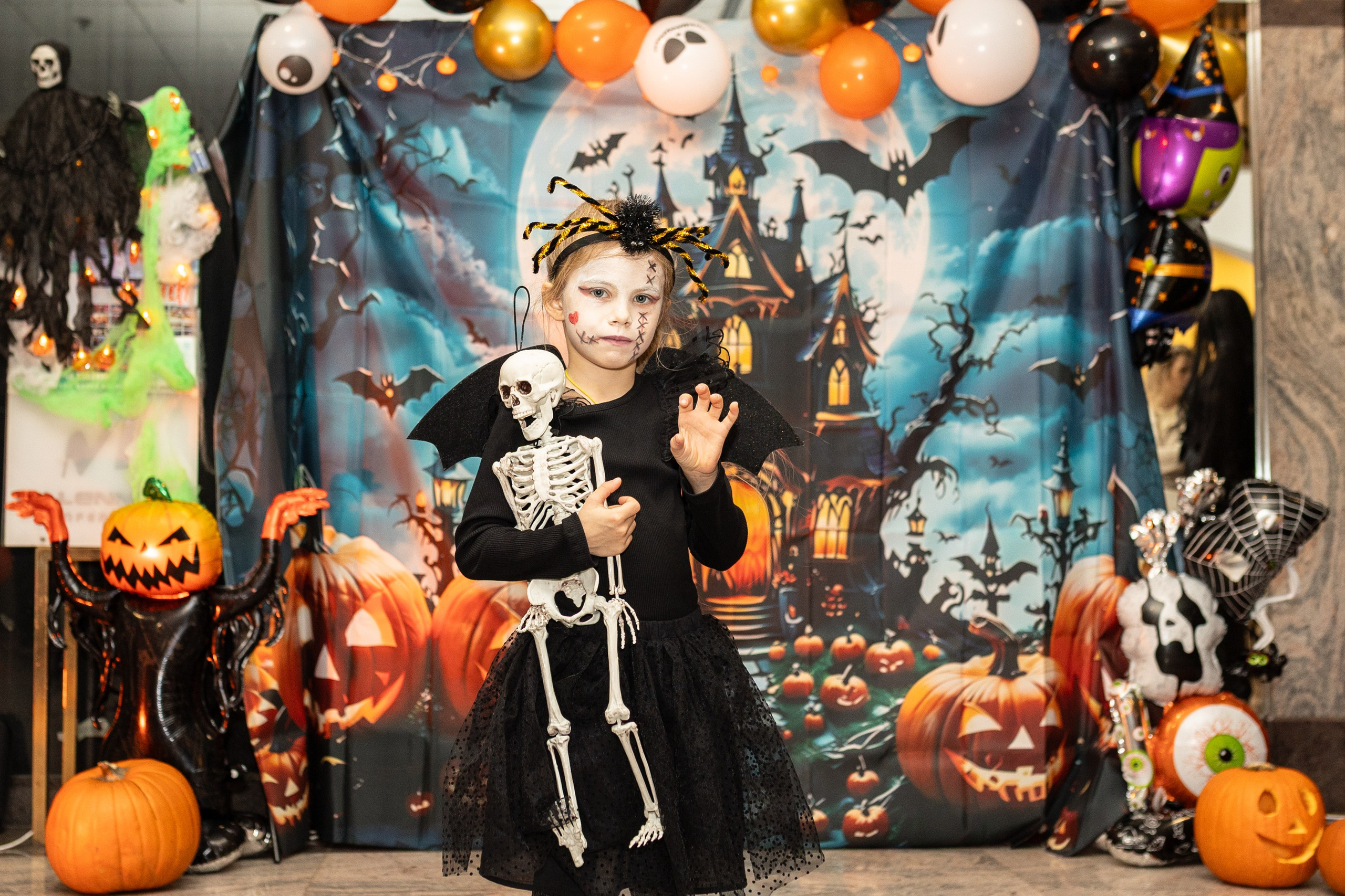 Leo dance studio Helloween 2025. Семейный и детский фотограф в Варшаве Мила Бобровская