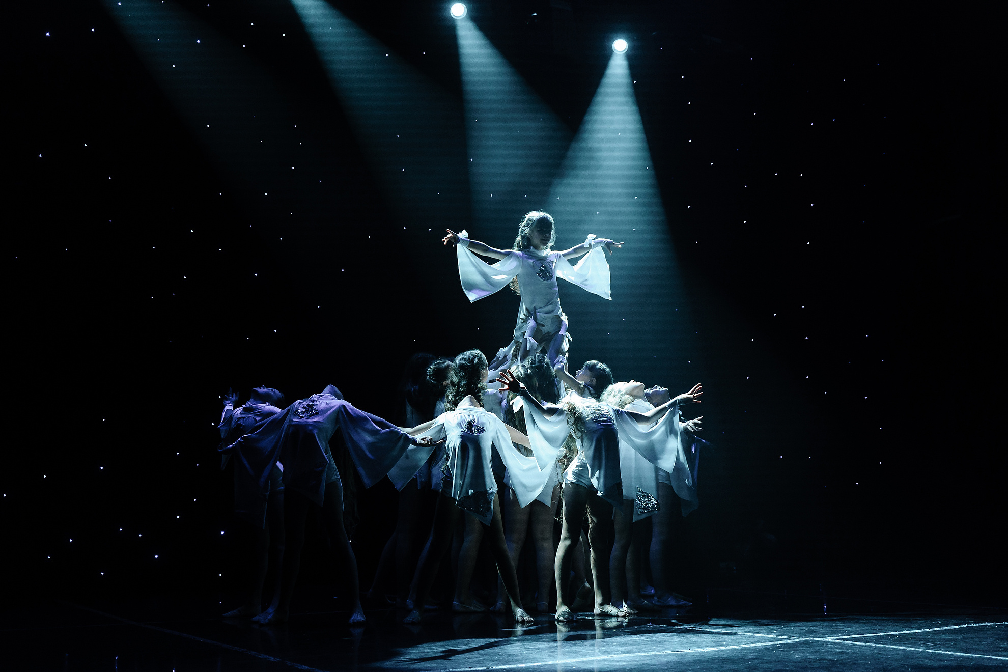 Dancing show. Professional Wedding and event photographer USA New York