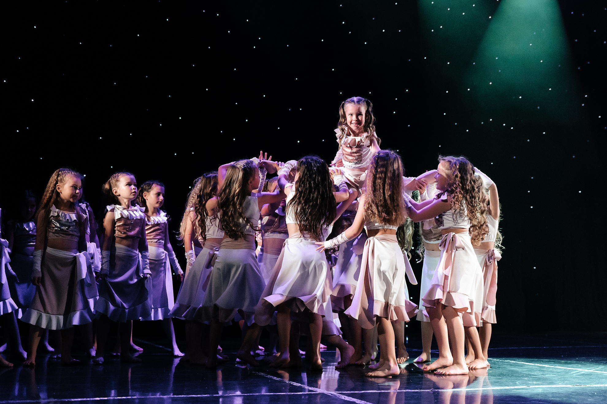 Dancing show. Professional Wedding and event photographer USA New York