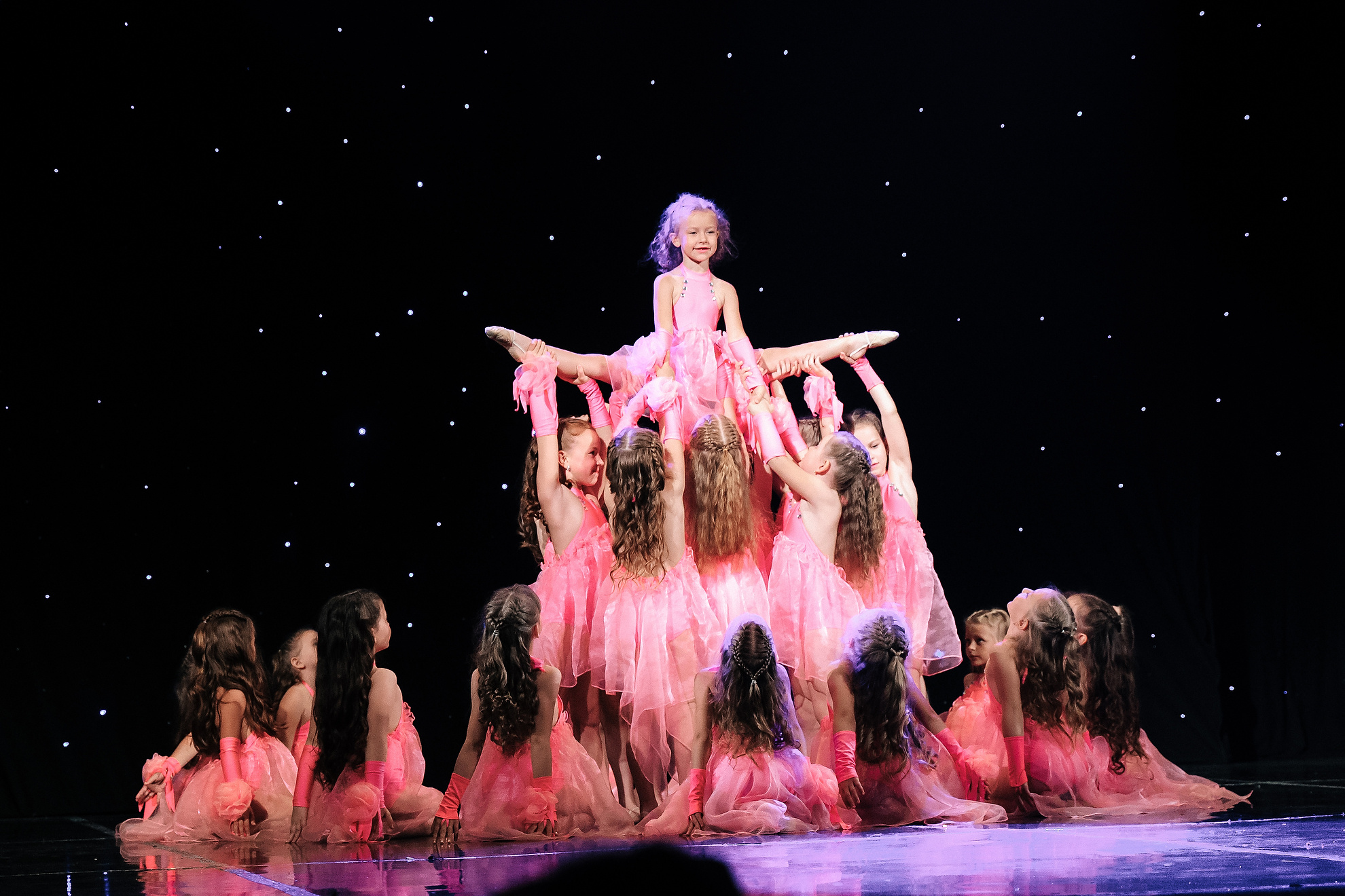 Dancing show. Professional Wedding and event photographer USA New York