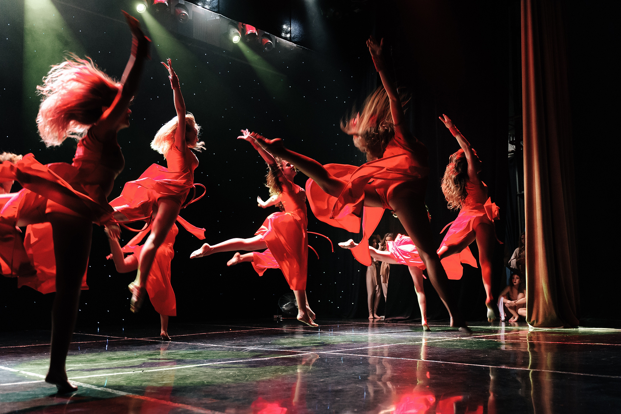 Dancing show. Professional Wedding and event photographer USA New York