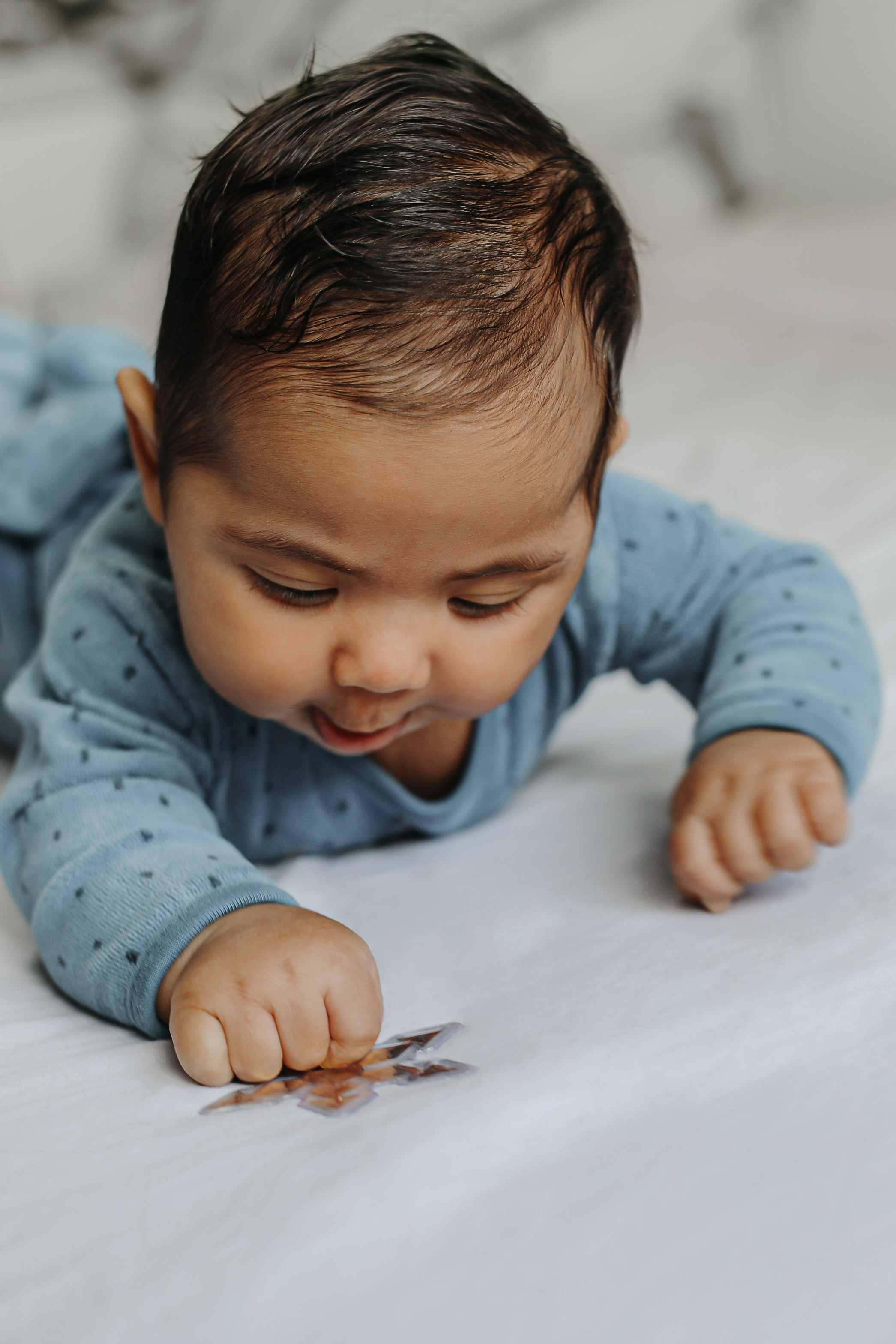 Exemples de séances photo bébé & famille à Toulouse — Evolution. Evolution — projet photo du premier an de bébé à Toulouse