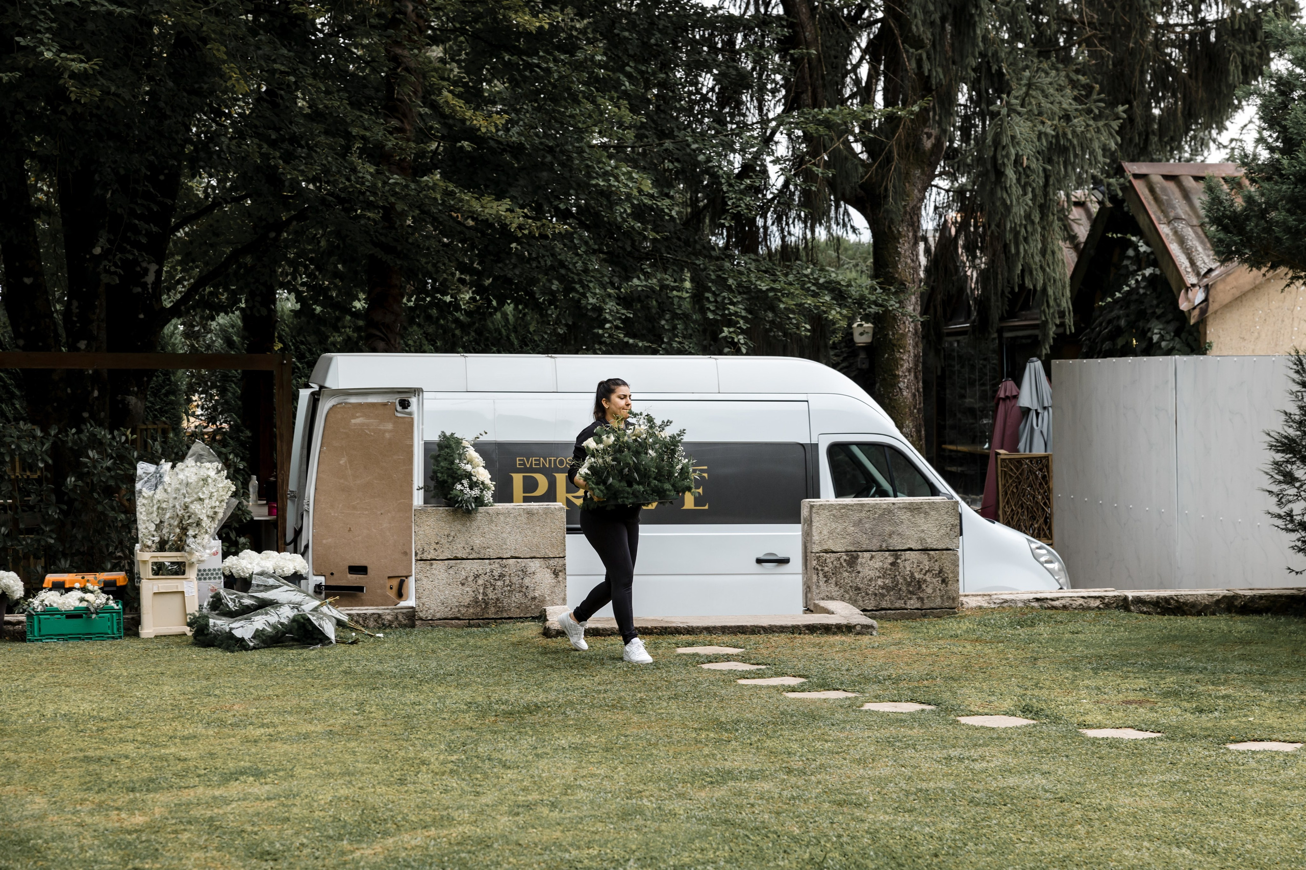 Glicínias Boutique Hotel Wedding in Guimarães | Pedro & Joana. Lisbon Wedding Photographer | Timeless Documentary Wedding Photography