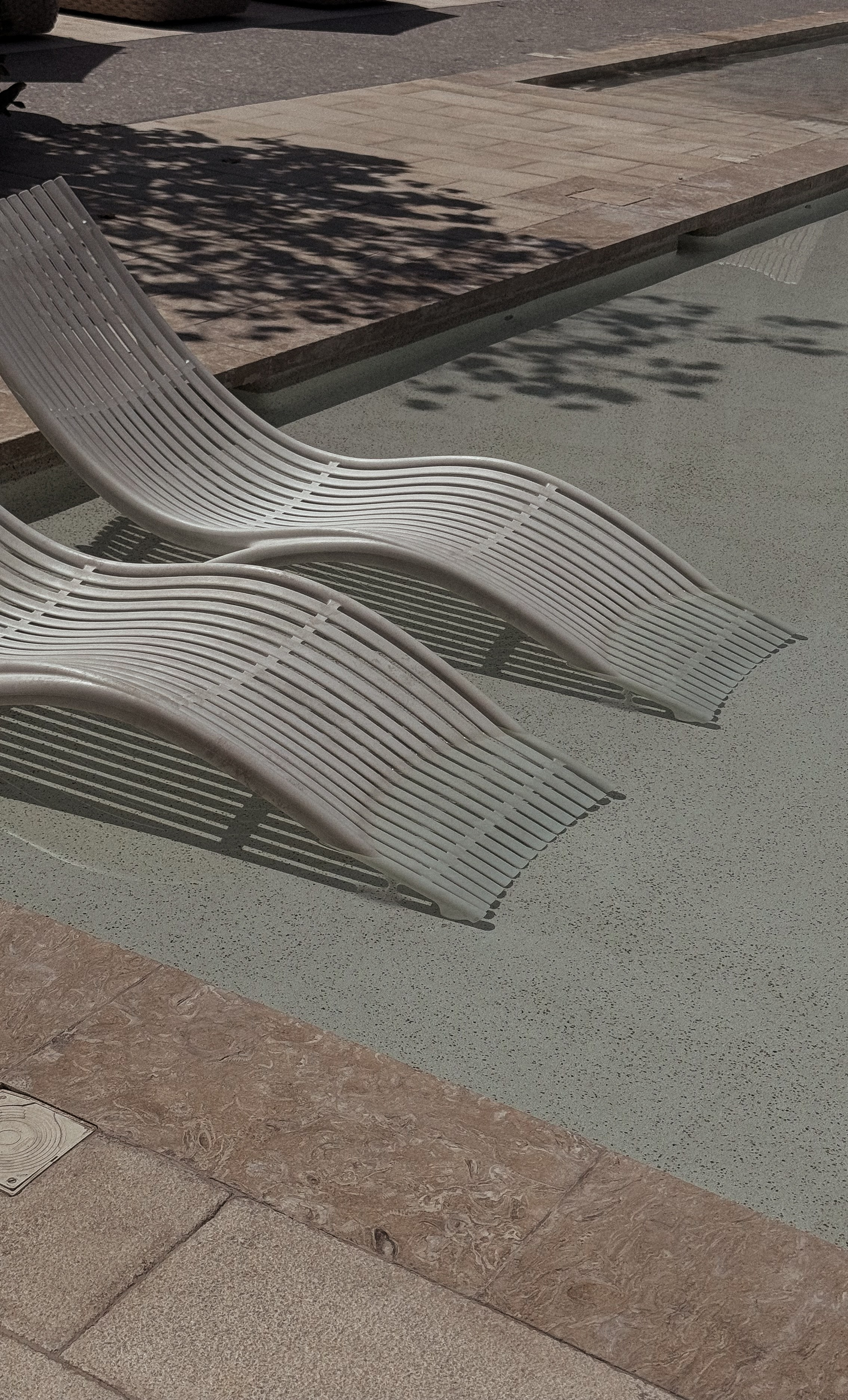 Delano Dubai. Professional photographer and videographer specializing in filming hot