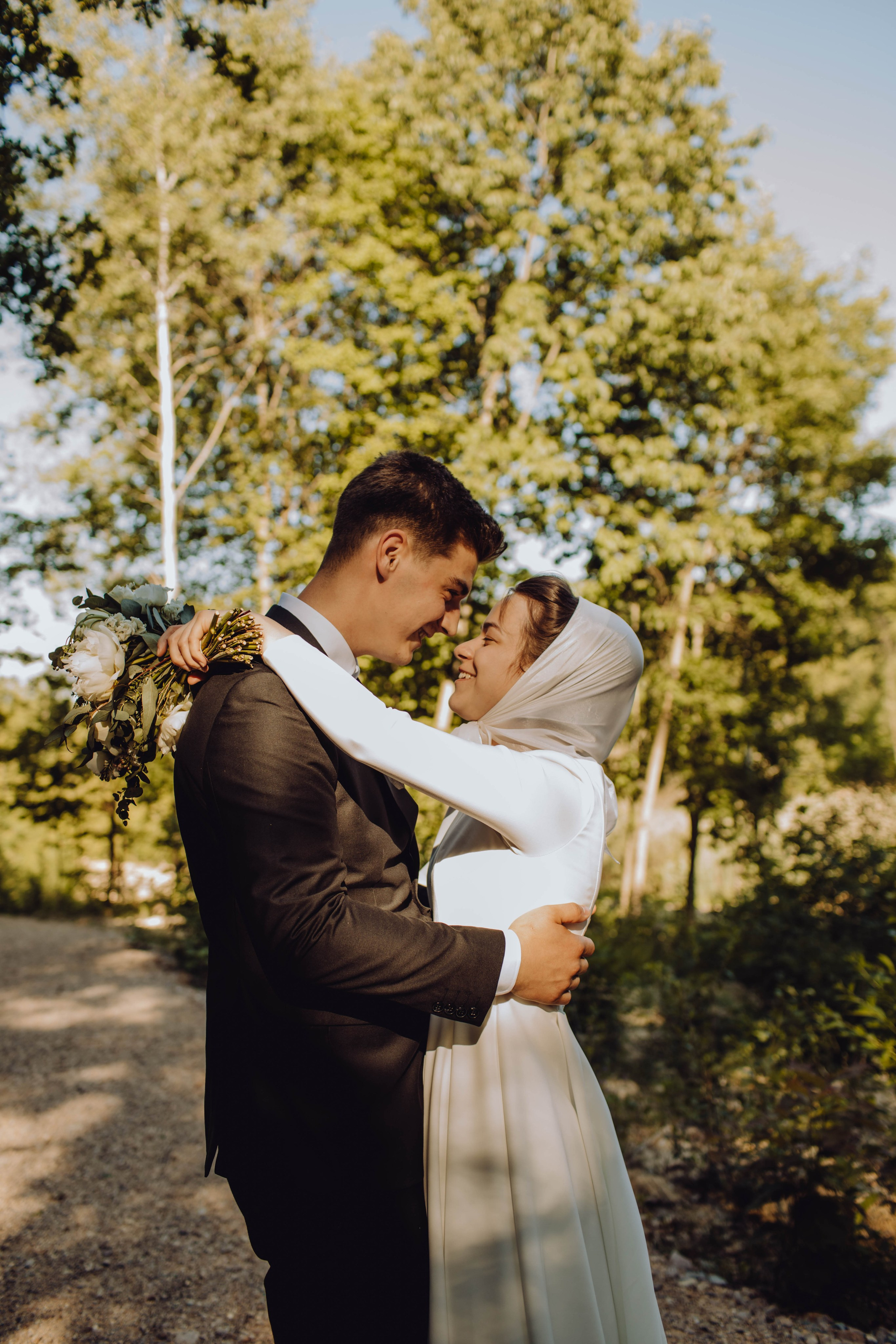 Darius & Alexandra. Wedding & couple photographer from Romania Rut Vetan