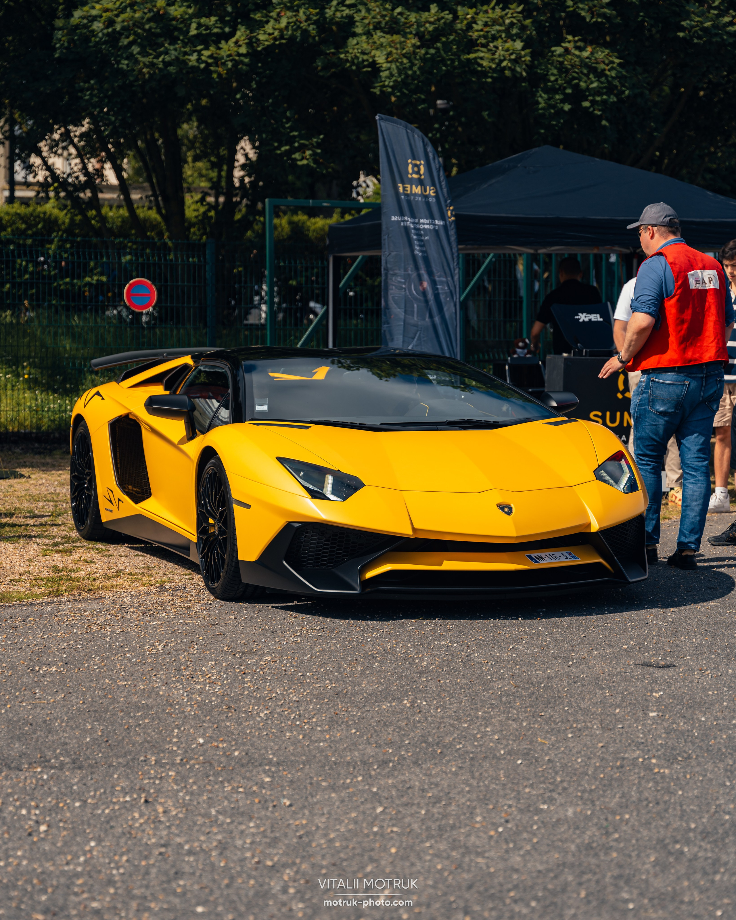 Cars and Coffee 23 juin 2024. Photographe de voitures à Paris — Vitalii Motruk