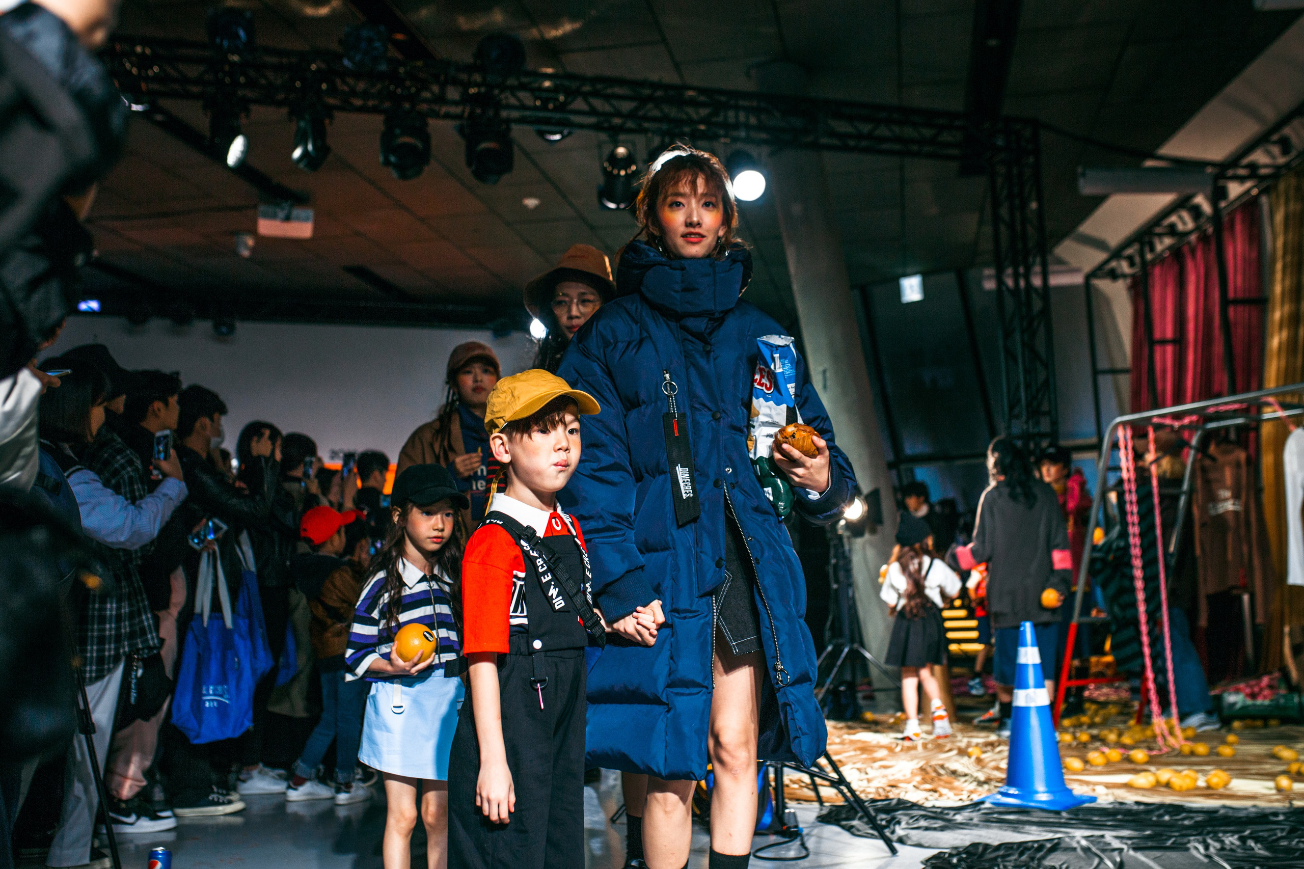 Seoul fashion week 2014 (CRES. E DIM show). Portrait photographer in South Korea Olga Lian