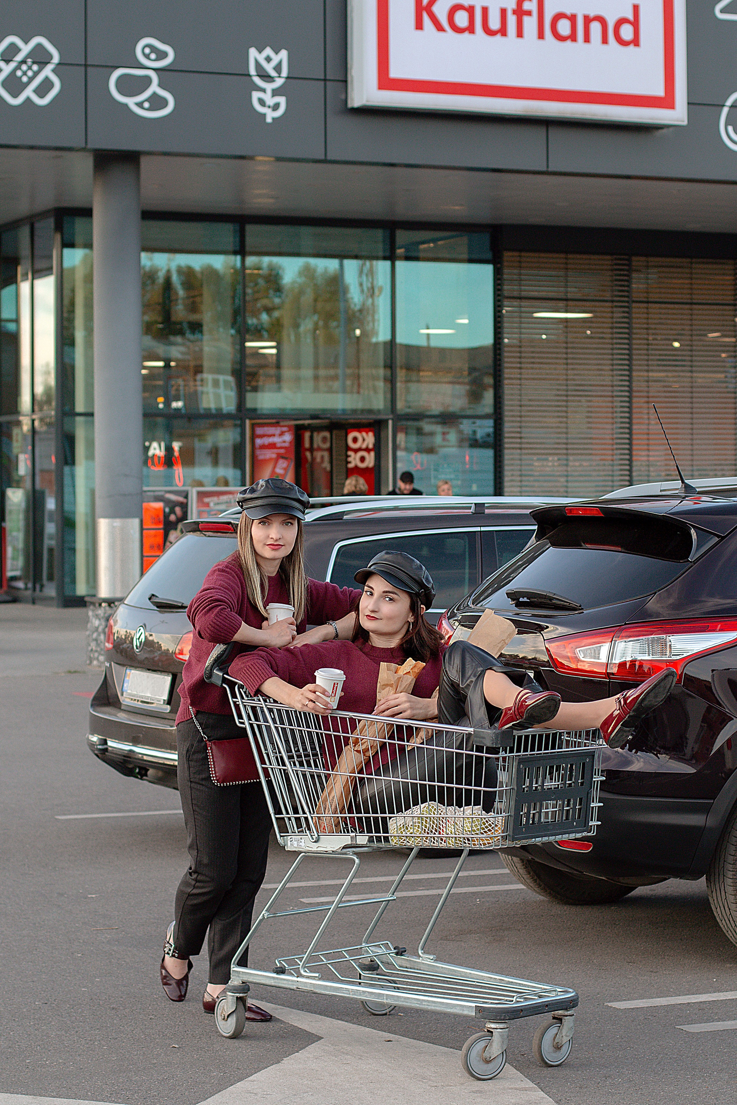 Супермаркет. Детский и семейный фотограф в г. Бельцы
