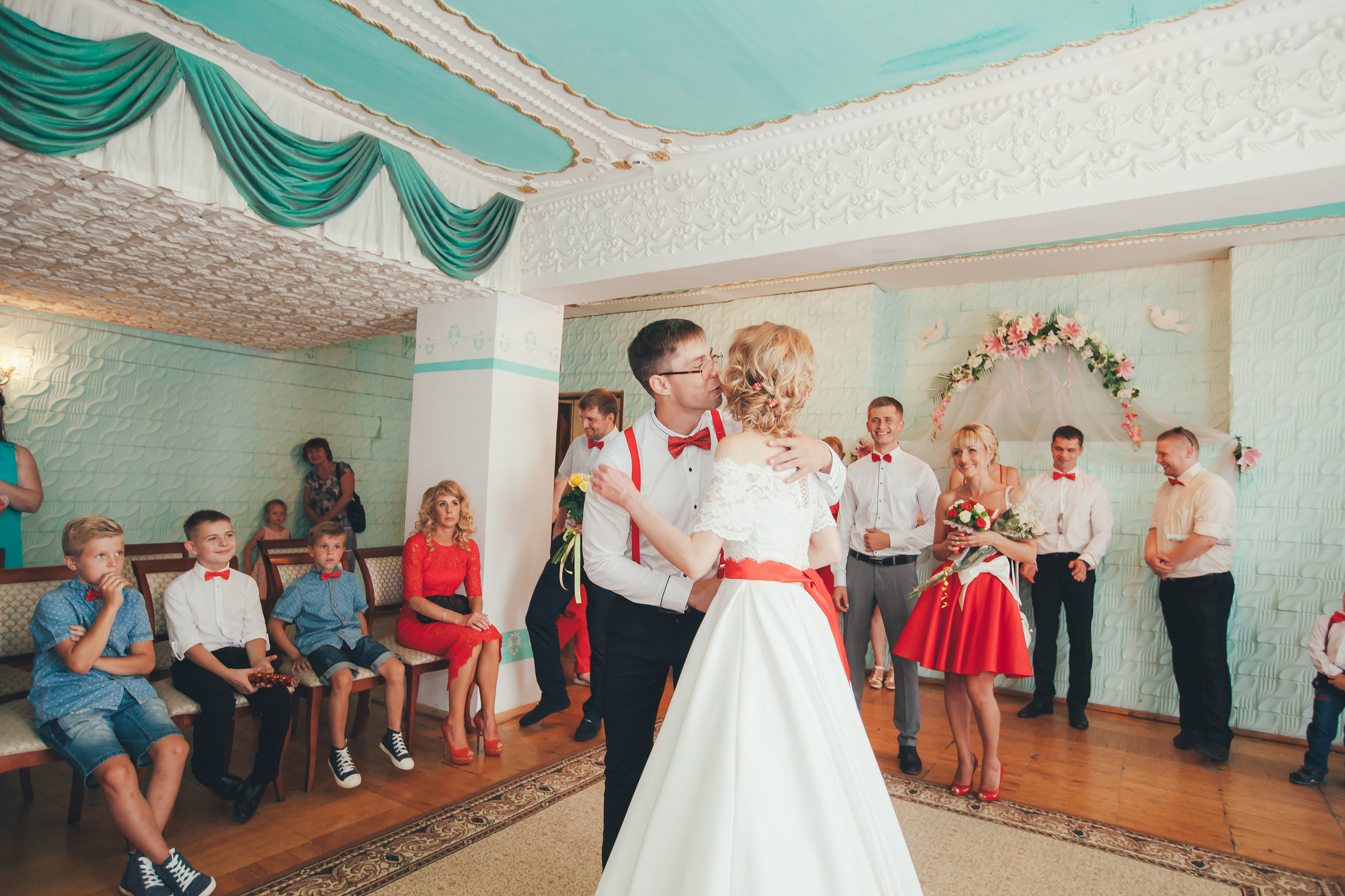 Фотосессия свадьбы в Талашкино Смоленск. Фотограф в Каире Египет Анастасия Ильина